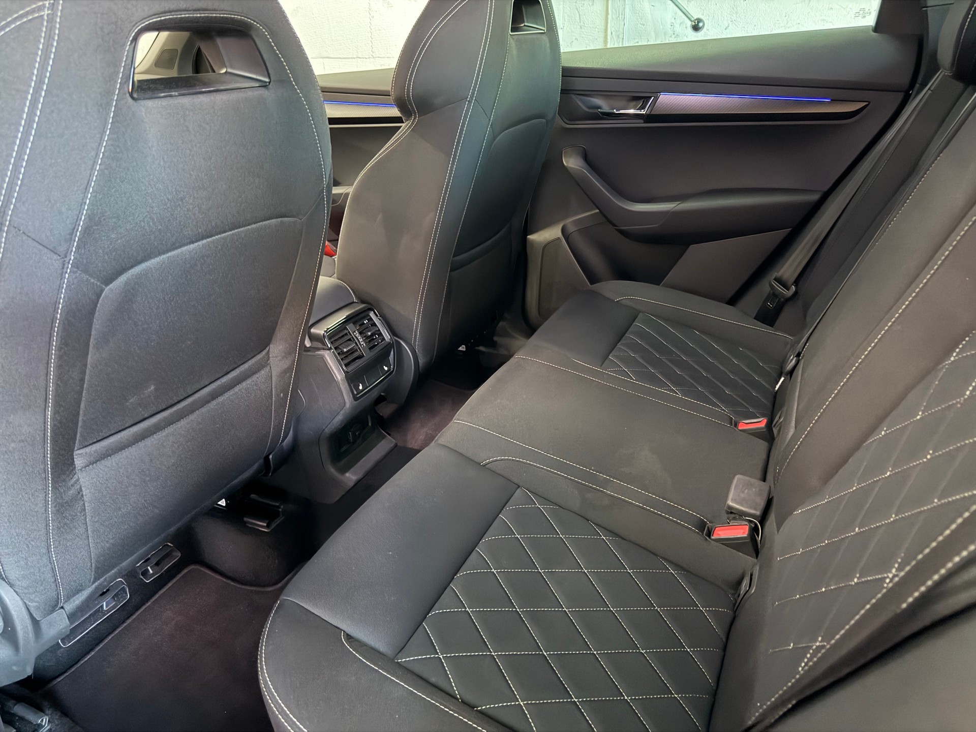 SKODA Karoq 1.5 TSI SportLine DSG-image-14