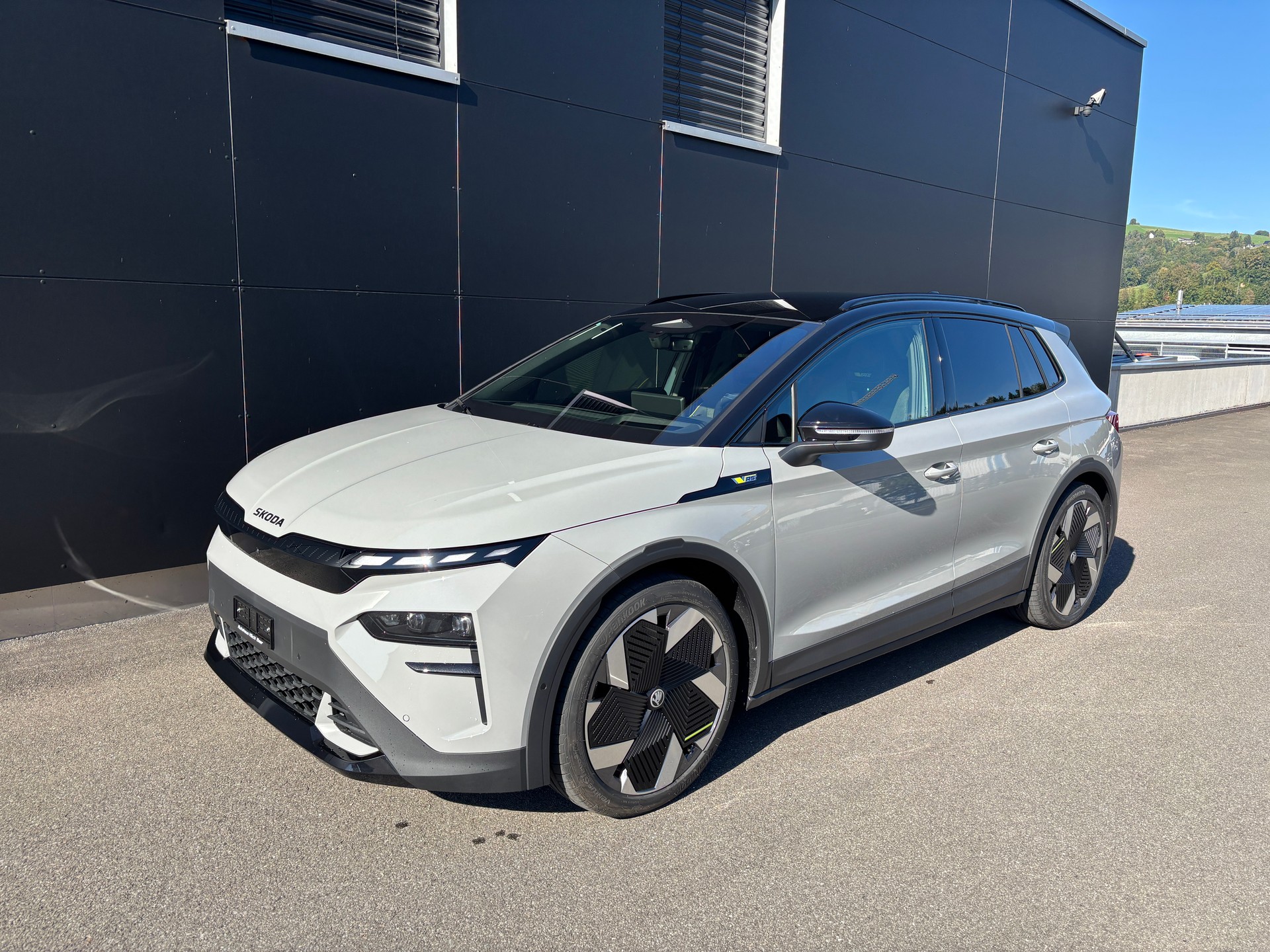 SKODA Elroq RS 4x4 Maxx **Modell 2027**-image-0