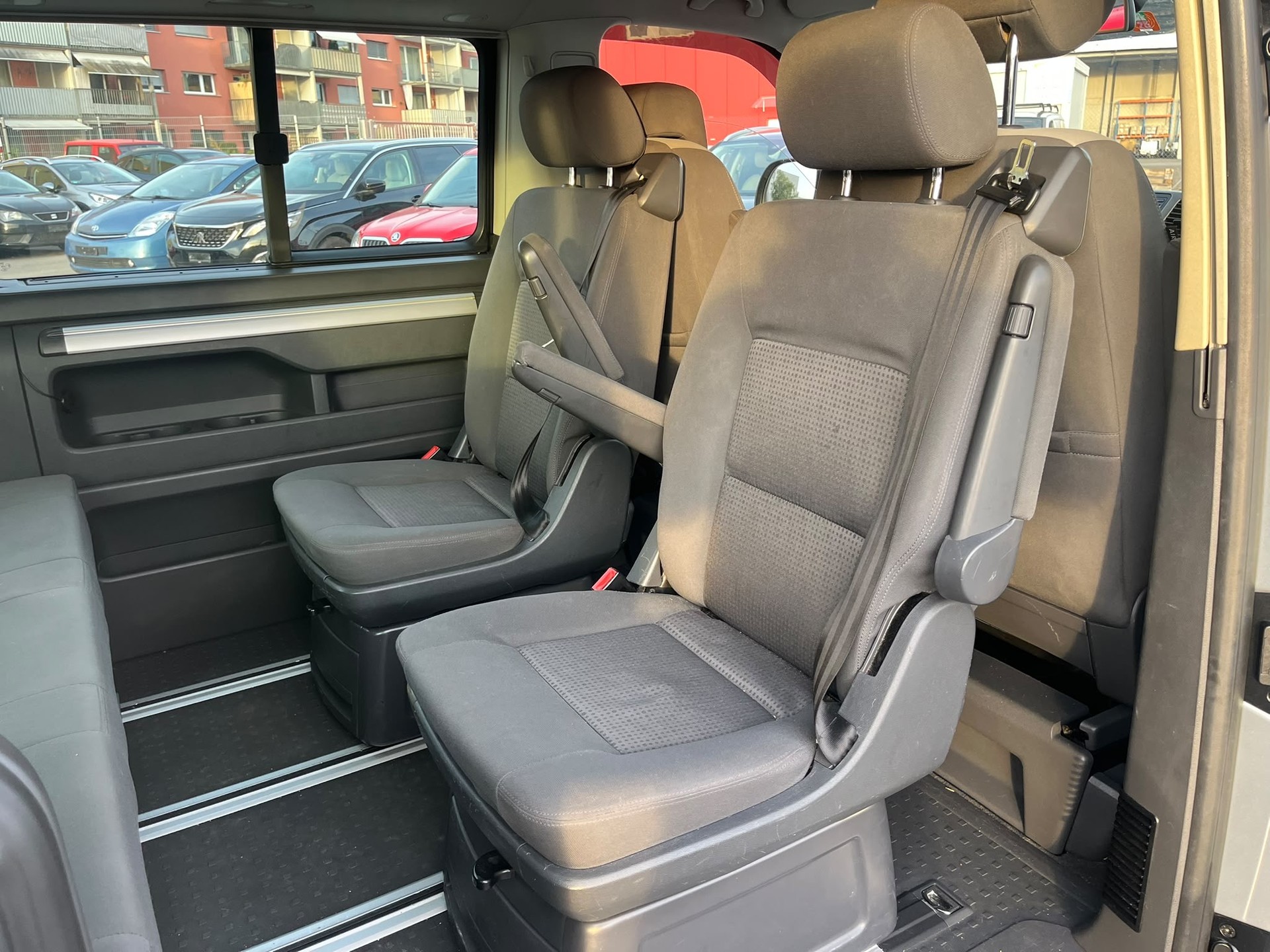 VW T5 Multivan 2.0 Bi-TDI CR Comfortline-image-9