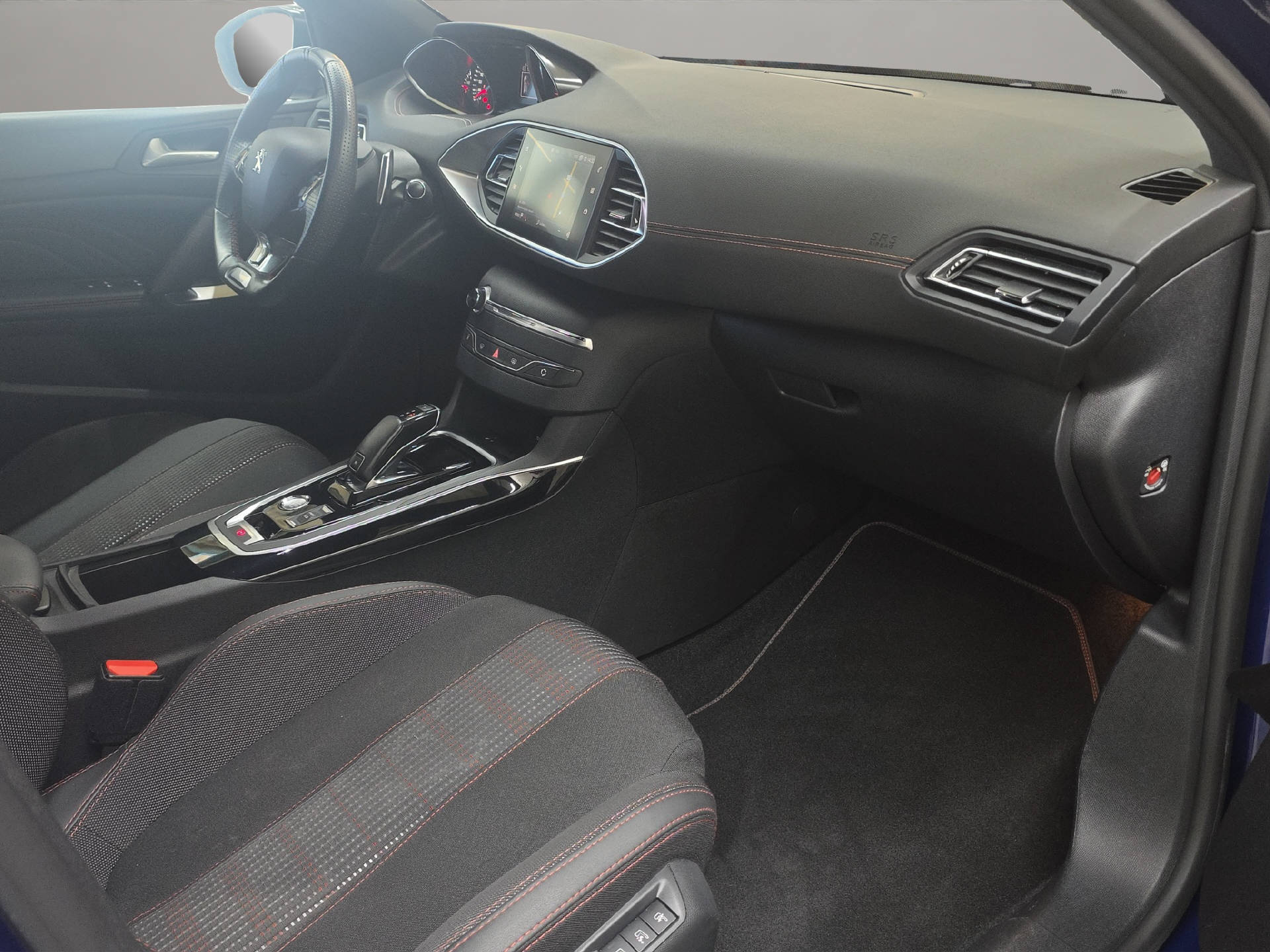 PEUGEOT 308 1.2 PureTech 130 GT Line S/S-image-10