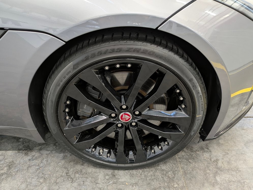 JAGUAR F-Type Convertible 3.0 V6 R-Dynamic AWD FACELIFT*12MT GAR 2xBLACK-PACK NAVI MERIDIAN CAM UVM*-image-4