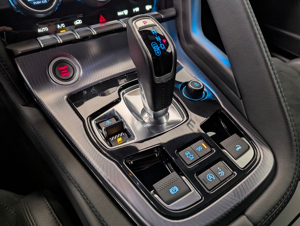 JAGUAR F-Type Convertible 3.0 V6 R-Dynamic AWD FACELIFT*12MT GAR 2xBLACK-PACK NAVI MERIDIAN CAM UVM*-image-25