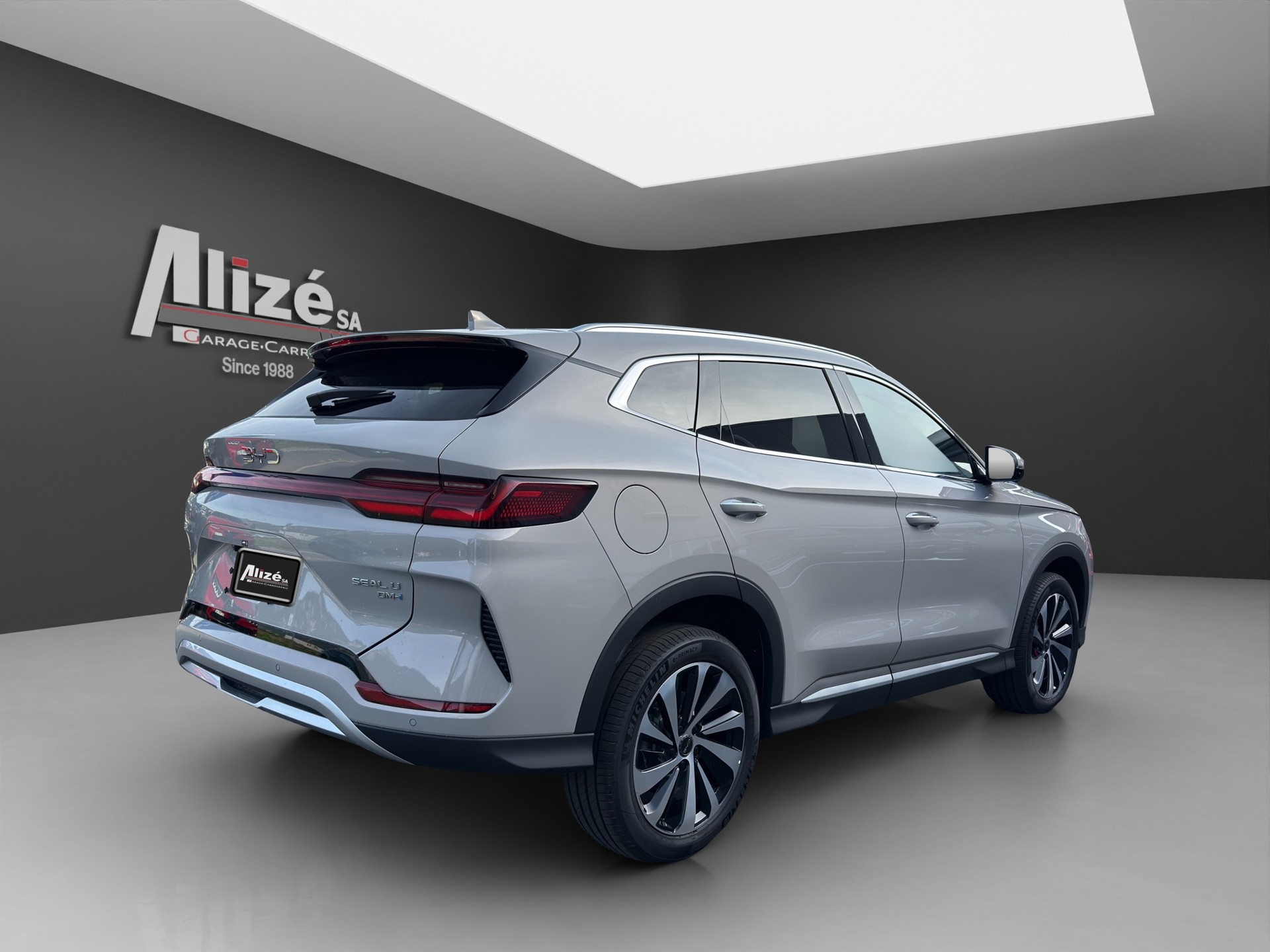 BYD Seal U DM-i Design AWD-image-6