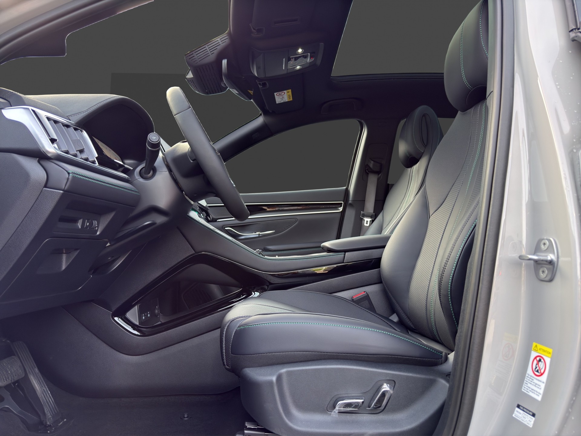 BYD Seal U DM-i Design AWD-image-15