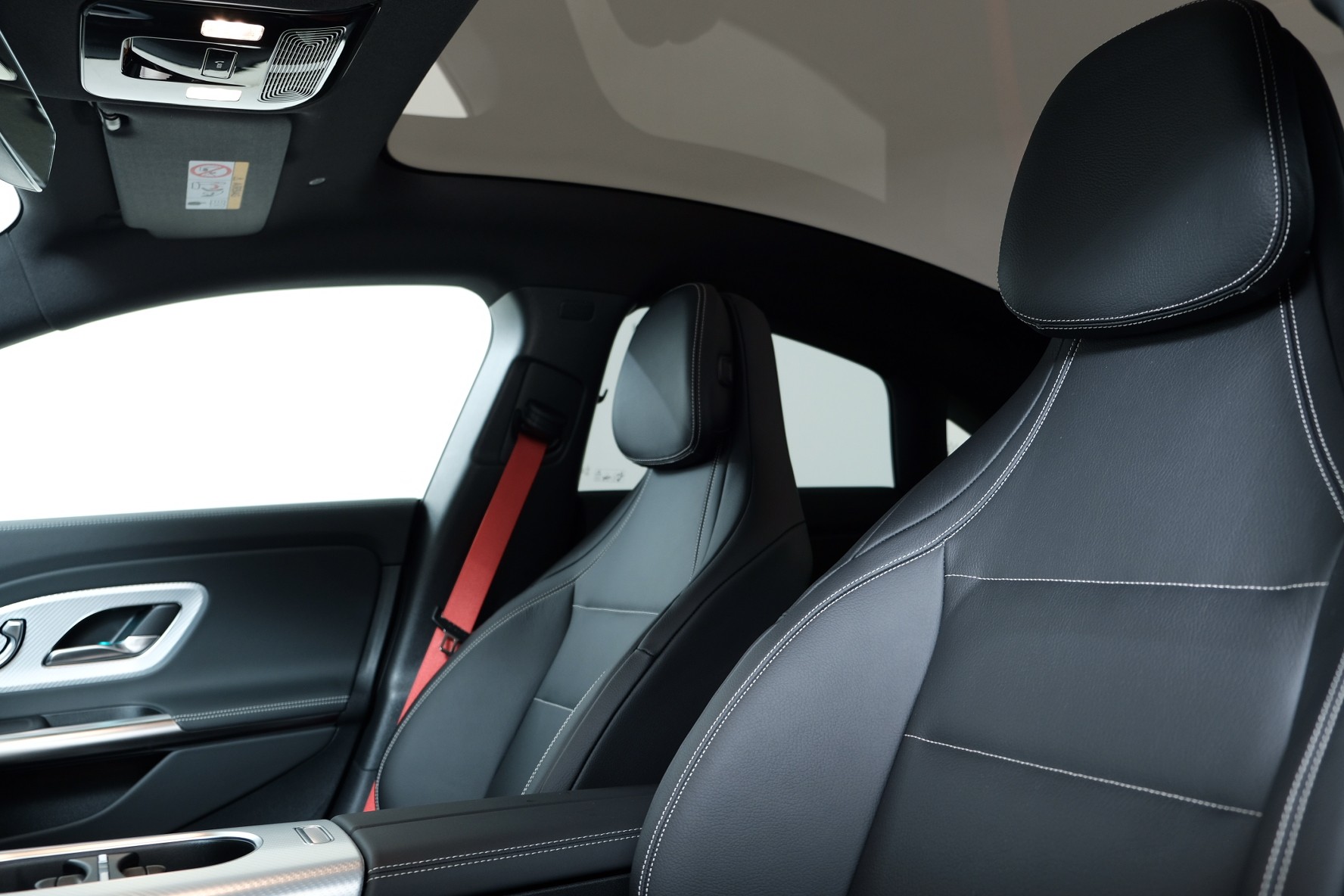 MERCEDES-BENZ CLA 350 AMG Line 4Matic C174-image-9