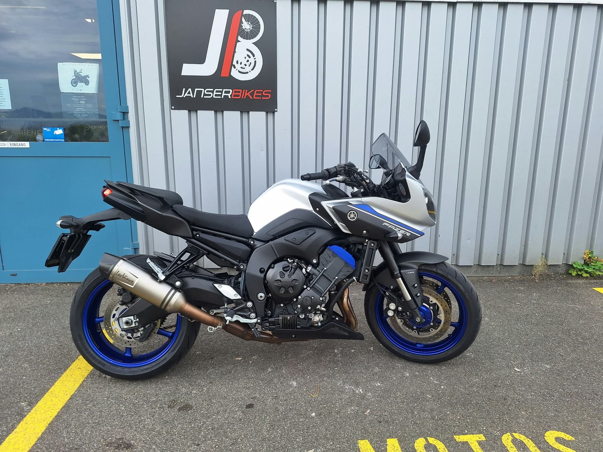 YAMAHA Fazer 8 ABS