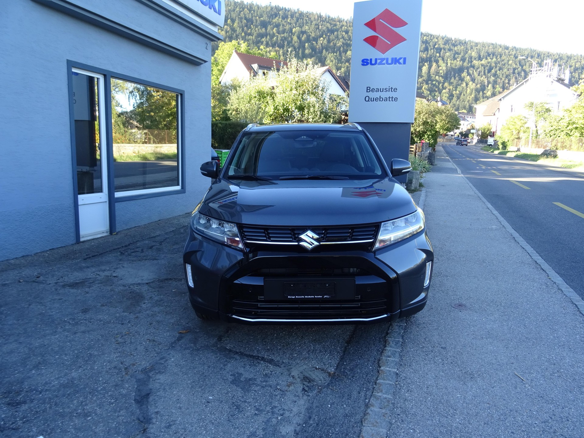SUZUKI Vitara 1.4 T Piz Sulai Top Hybrid 4x4-image-2