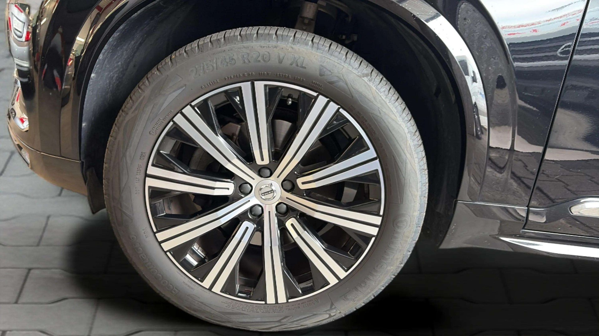 VOLVO XC90 B6 Benzin Mild Hybrid AWD Inscription Geartronic mit AHK + Panoramadach mit Werksgarantie & Gratisservice-image-29