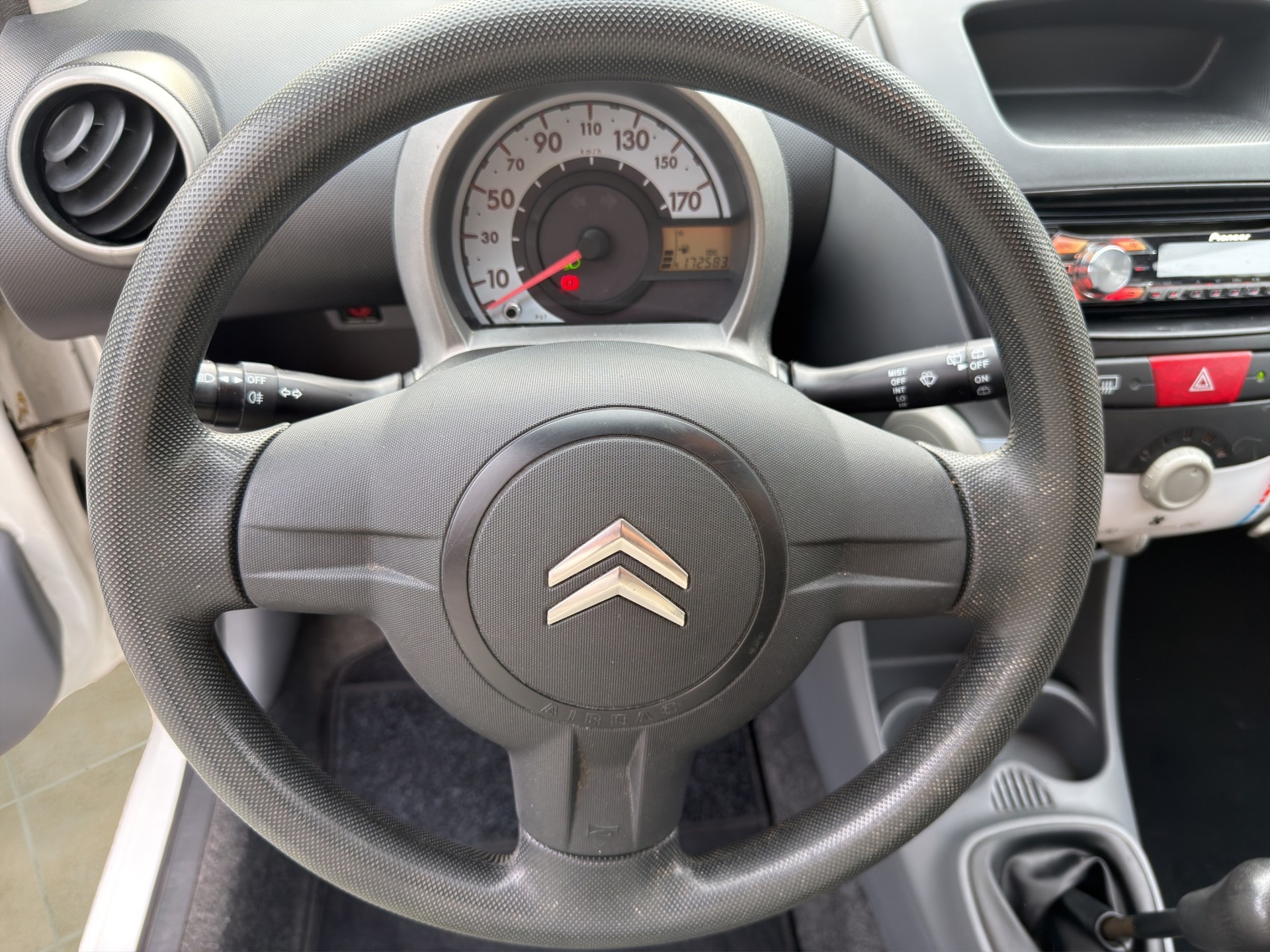 CITROEN C1 1.0i Expertise et service du jour / FRISCH MFK + SERVICE-image-15