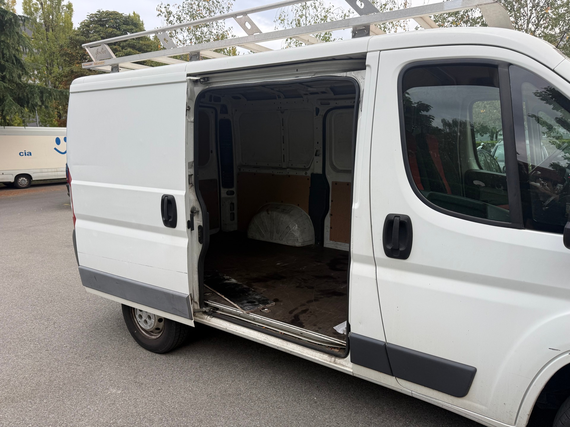 FIAT Ducato 17 2.3 JTD-image-8