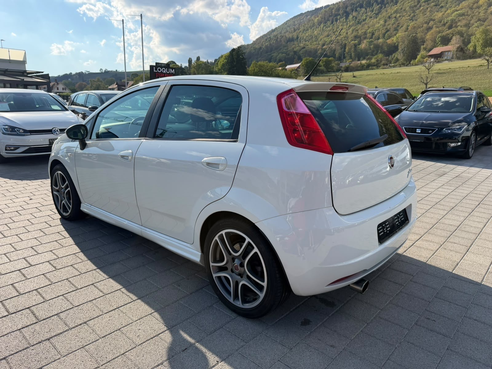 FIAT Punto 1.4 16V Turbo Sport-image-10