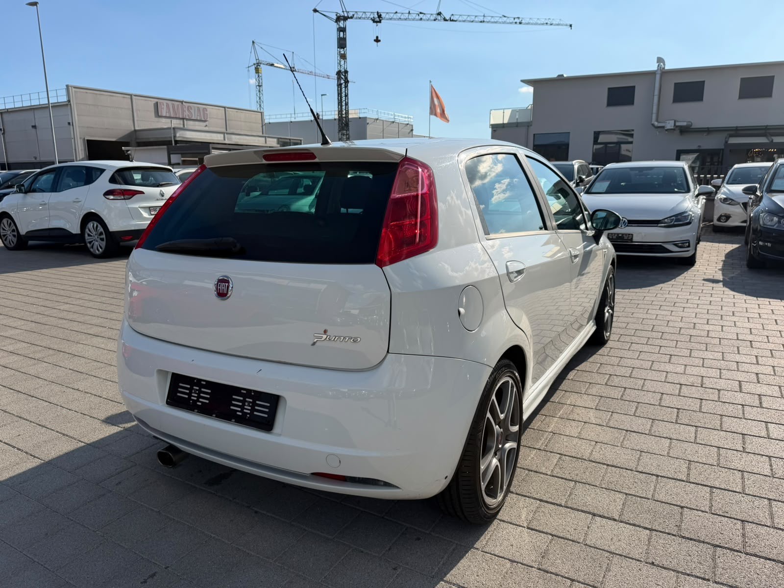 FIAT Punto 1.4 16V Turbo Sport-image-4