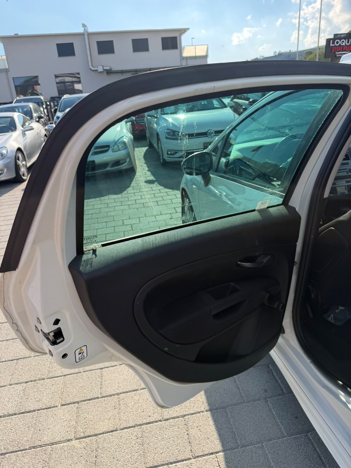 FIAT Punto 1.4 16V Turbo Sport-image-11