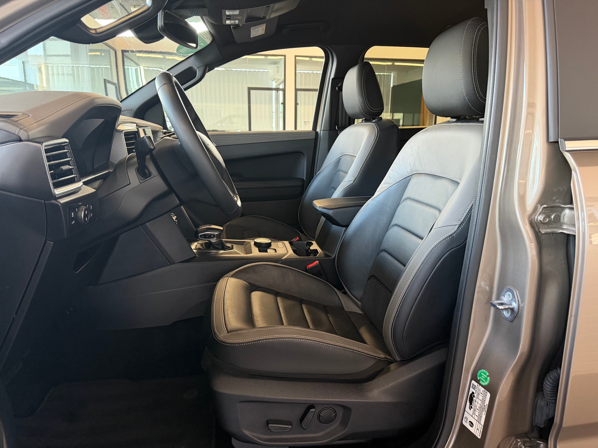 VW Amarok 3.0TDI Style Winter 1 240 PS 4X4 ( AHK 3500 KG )-image-10