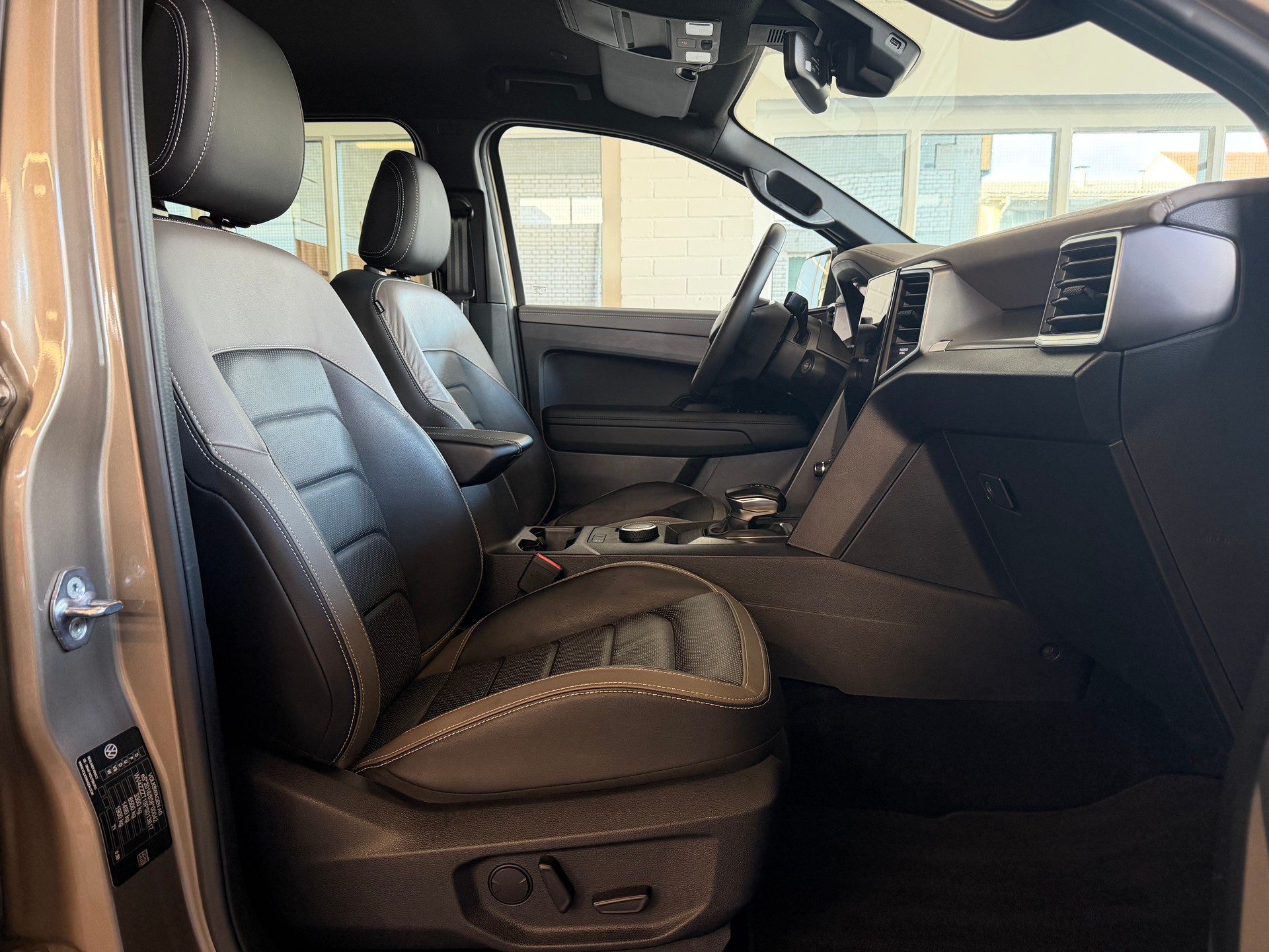 VW Amarok 3.0TDI Style Winter 1 240 PS 4X4 ( AHK 3500 KG )-image-7