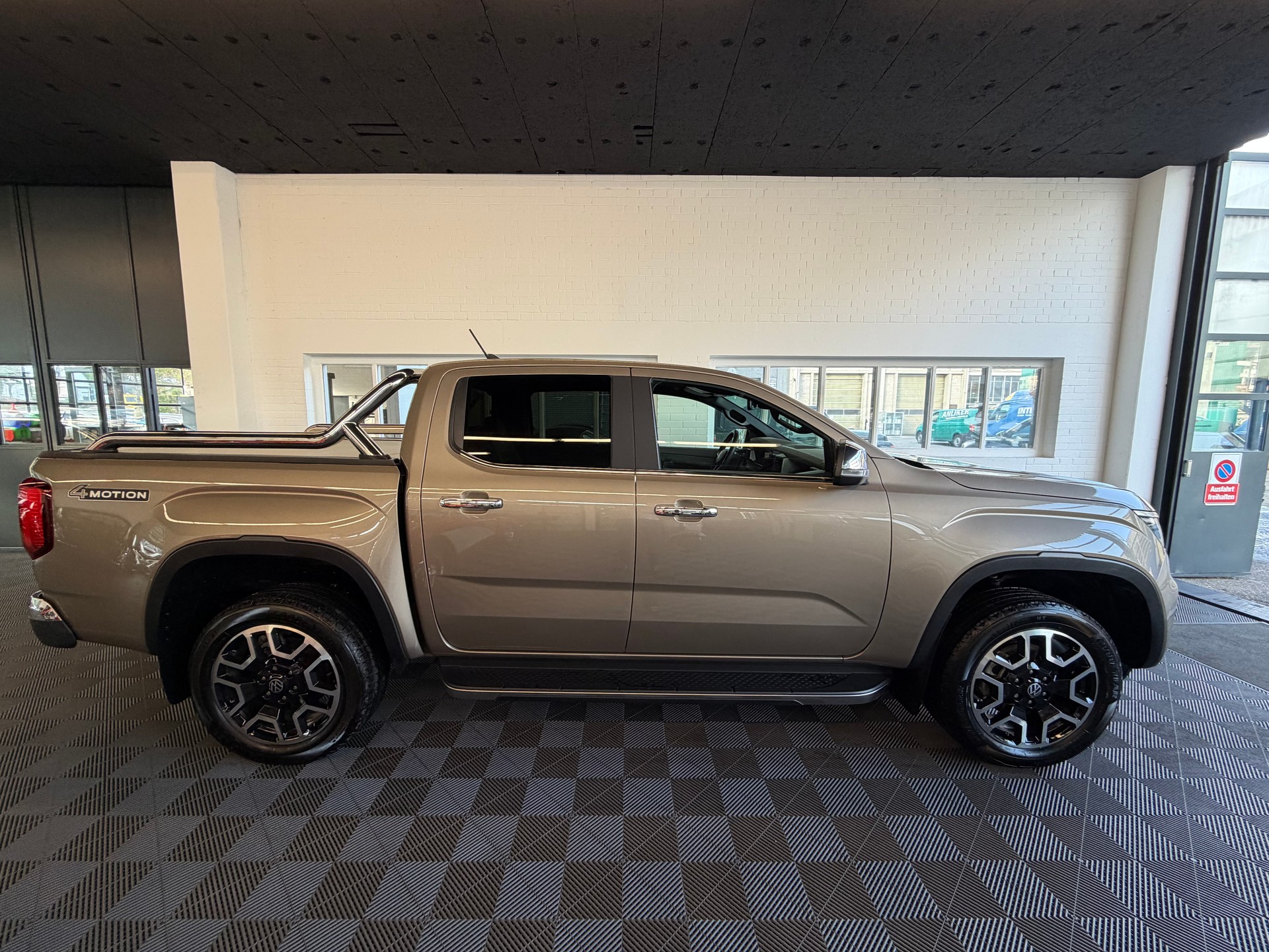 VW Amarok 3.0TDI Style Winter 1 240 PS 4X4 ( AHK 3500 KG )-image-1
