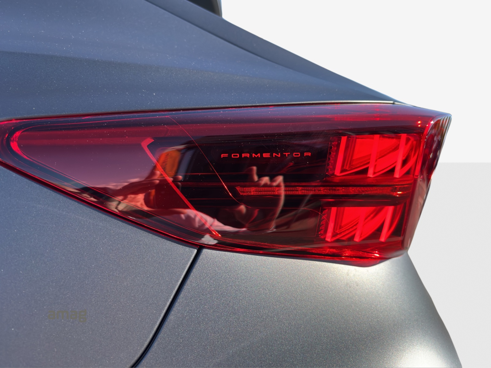 CUPRA Formentor 1.5 e-HYBRID pHEV VZ DSG-image-13