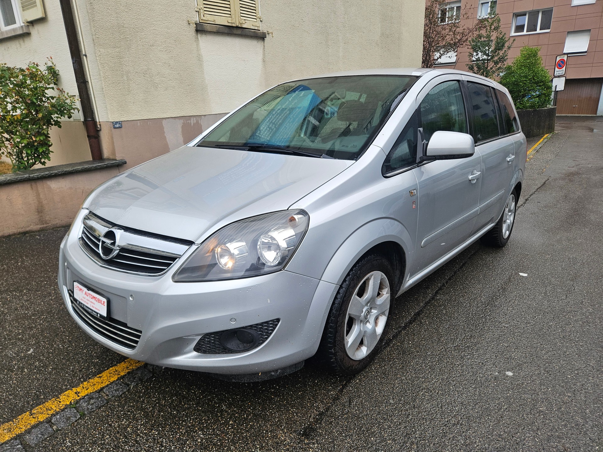 OPEL Zafira 2.2i 16V Edition Automatic-image-2