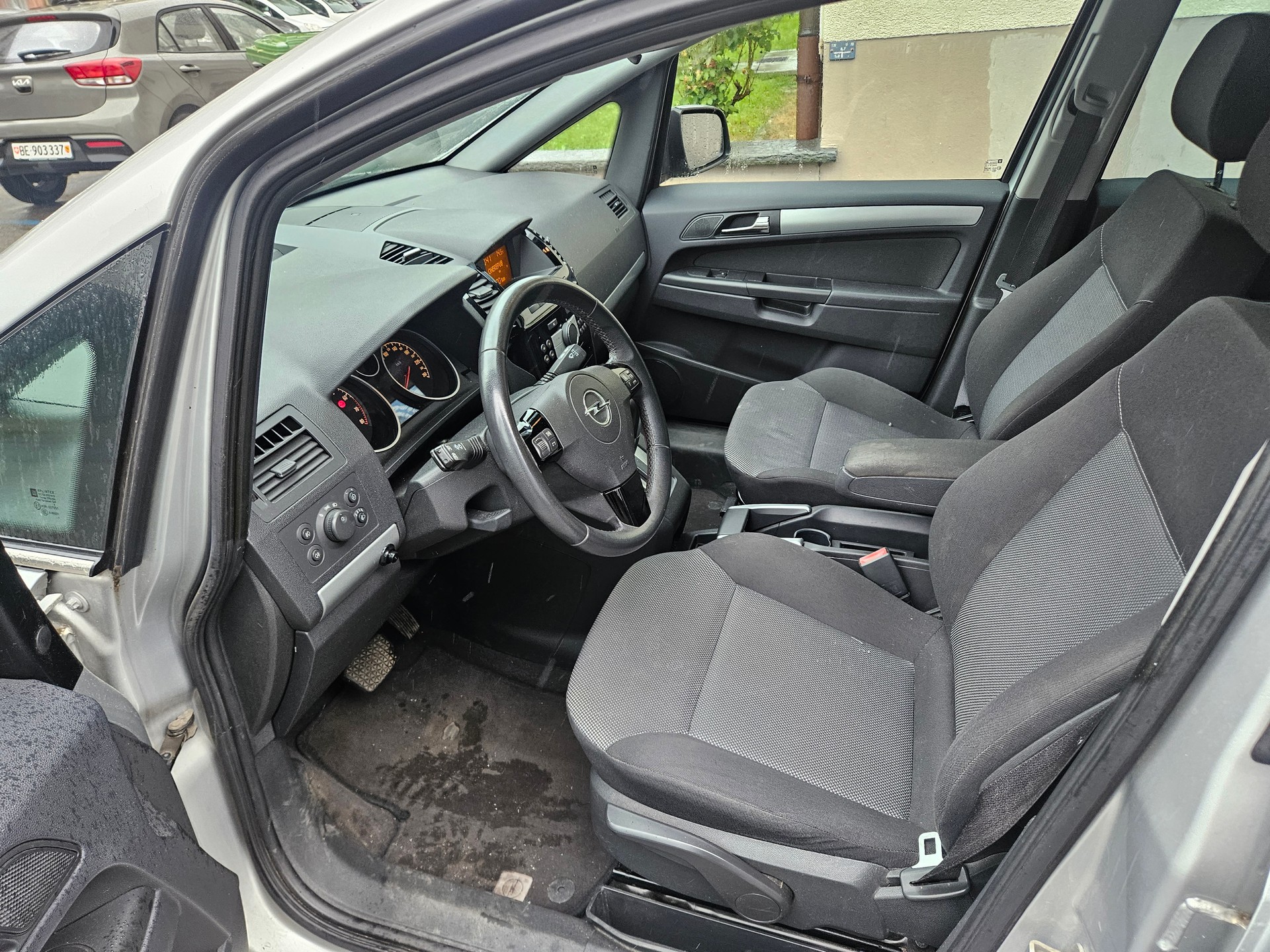 OPEL Zafira 2.2i 16V Edition Automatic-image-7