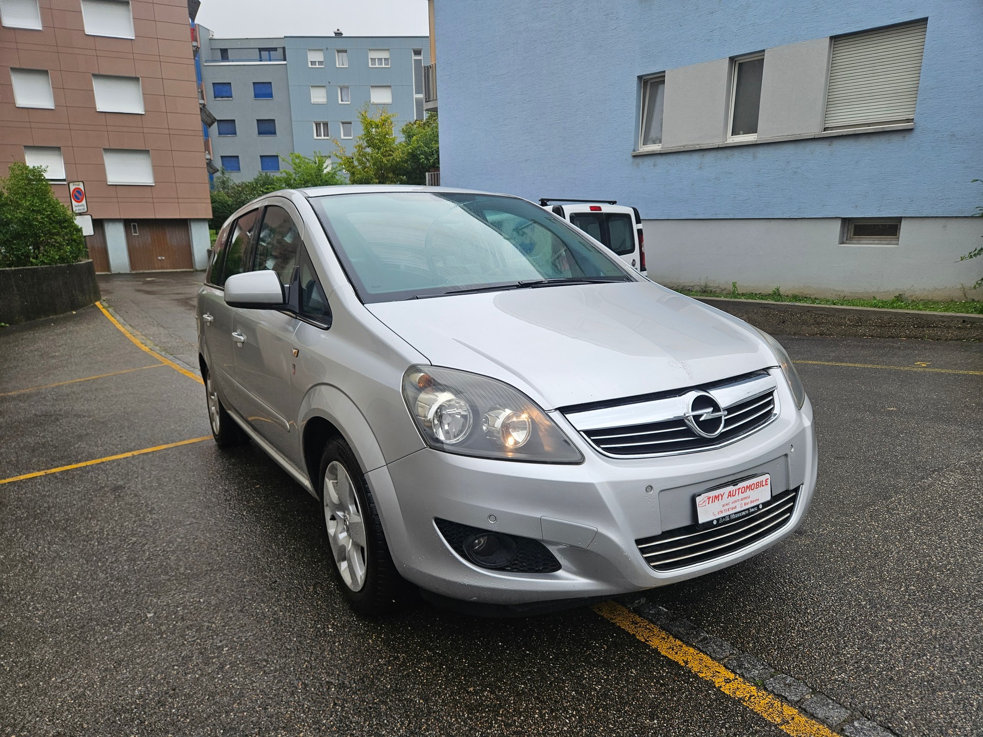 OPEL Zafira 2.2i 16V Edition Automatic-image-1