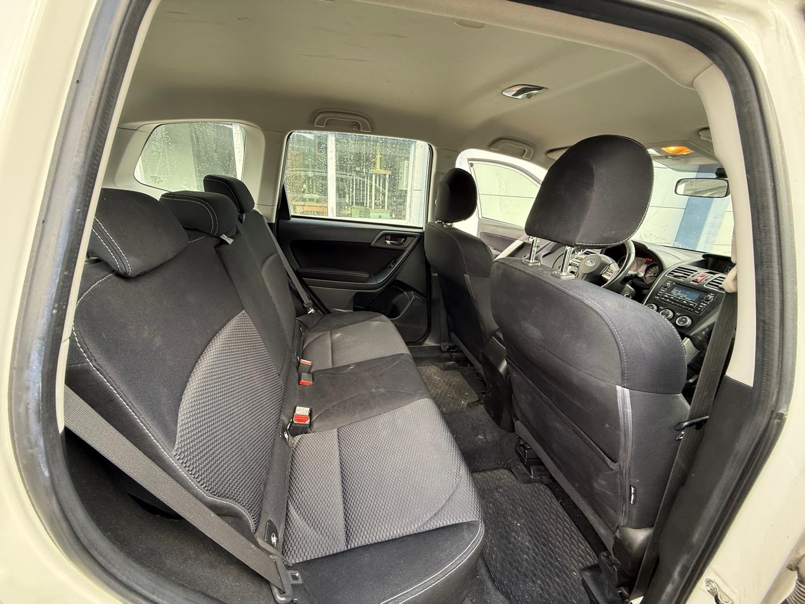 SUBARU Forester 2.0D Luxury-image-7