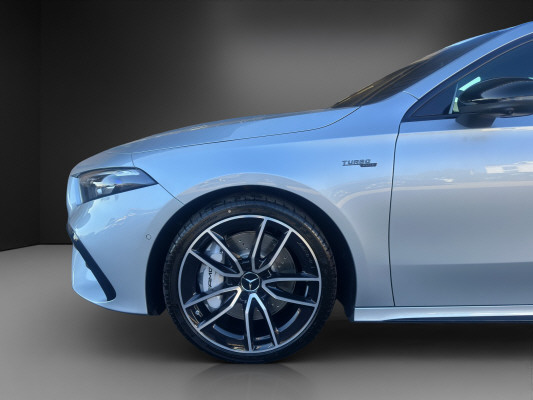 MERCEDES-BENZ A AMG 35 4Matic 8G-DCT-image-4