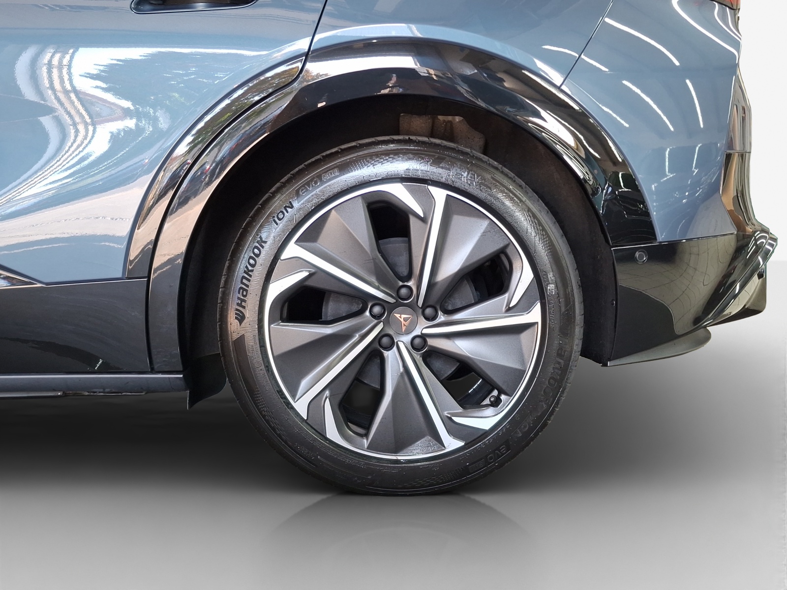 CUPRA Tavascan Type 8 77 kWh VZ-image-13