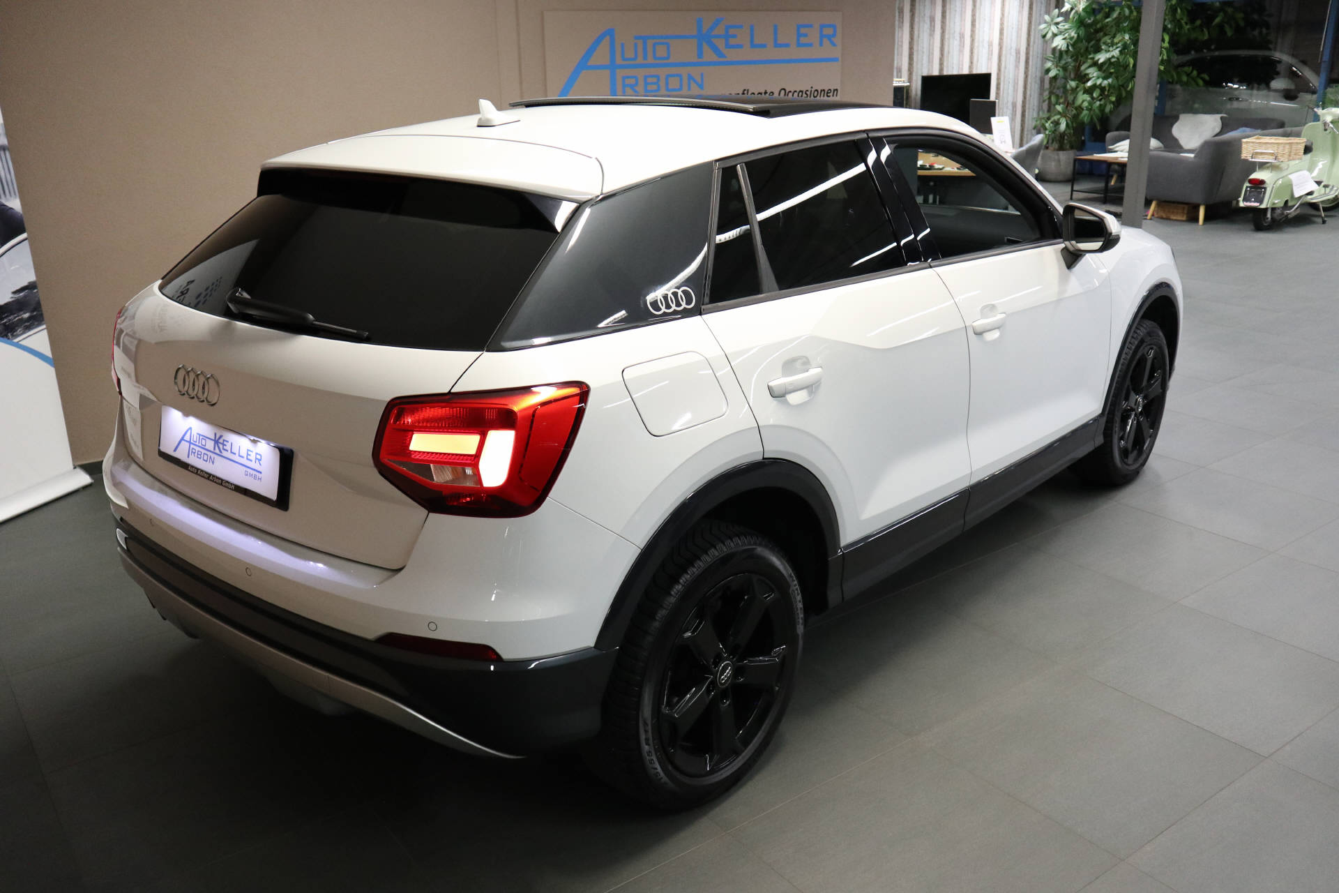 AUDI Q2 1.4 TFSI Design-image-6