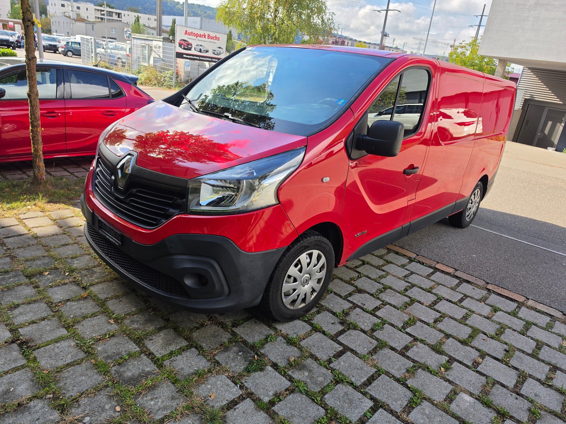 RENAULT Trafic-image-5