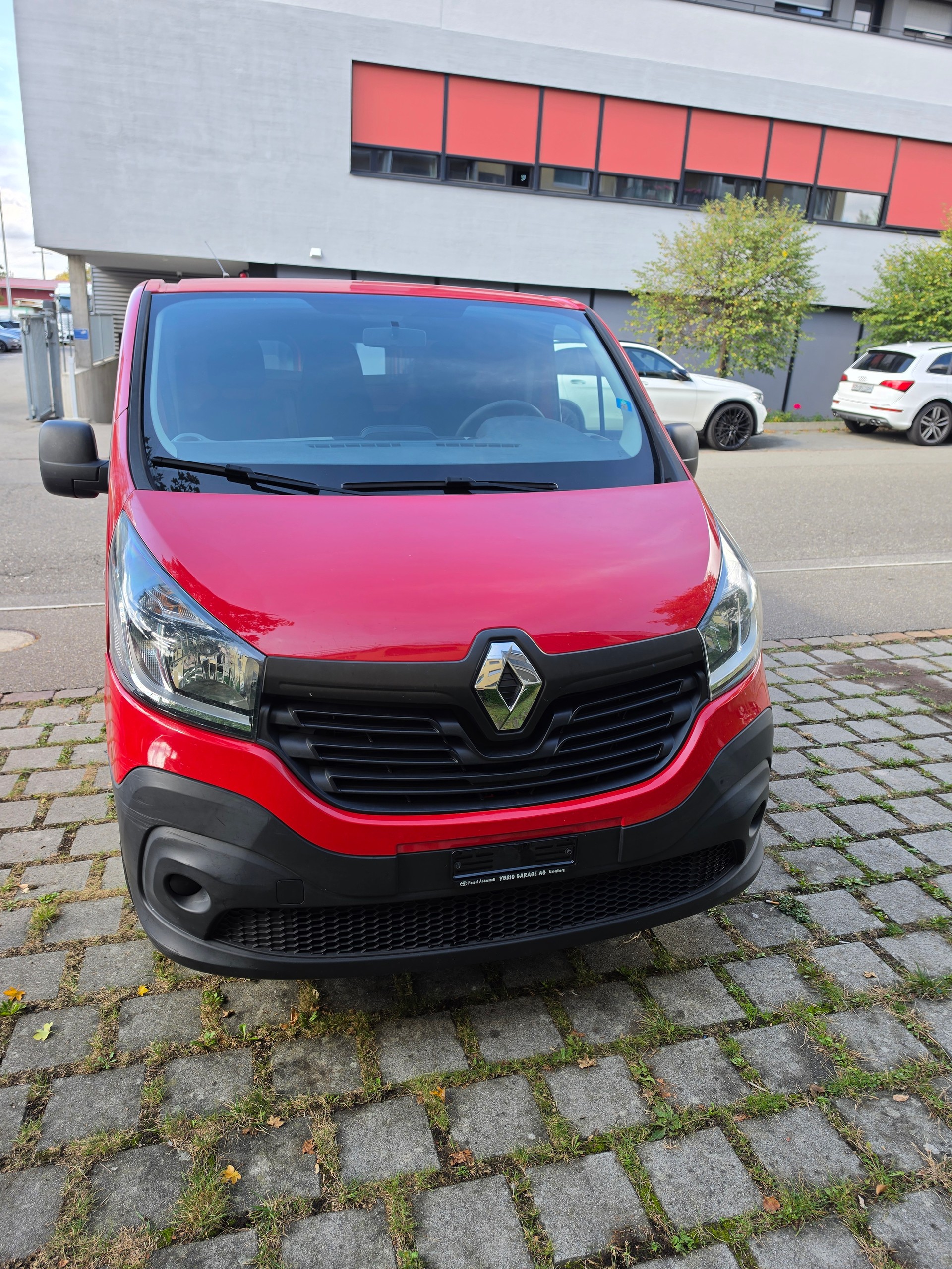 RENAULT Trafic