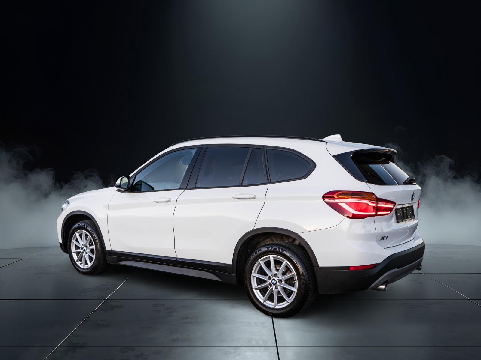 BMW X1 xDrive 18d Sport Line Steptronic-showroom-element-1