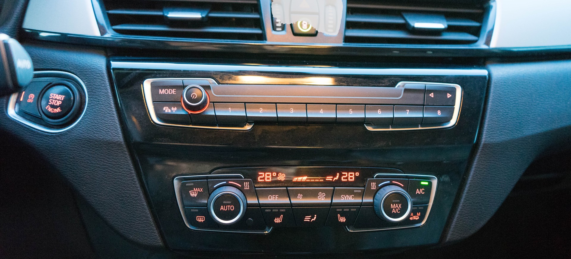 BMW X1 xDrive 18d Sport Line Steptronic-image-18
