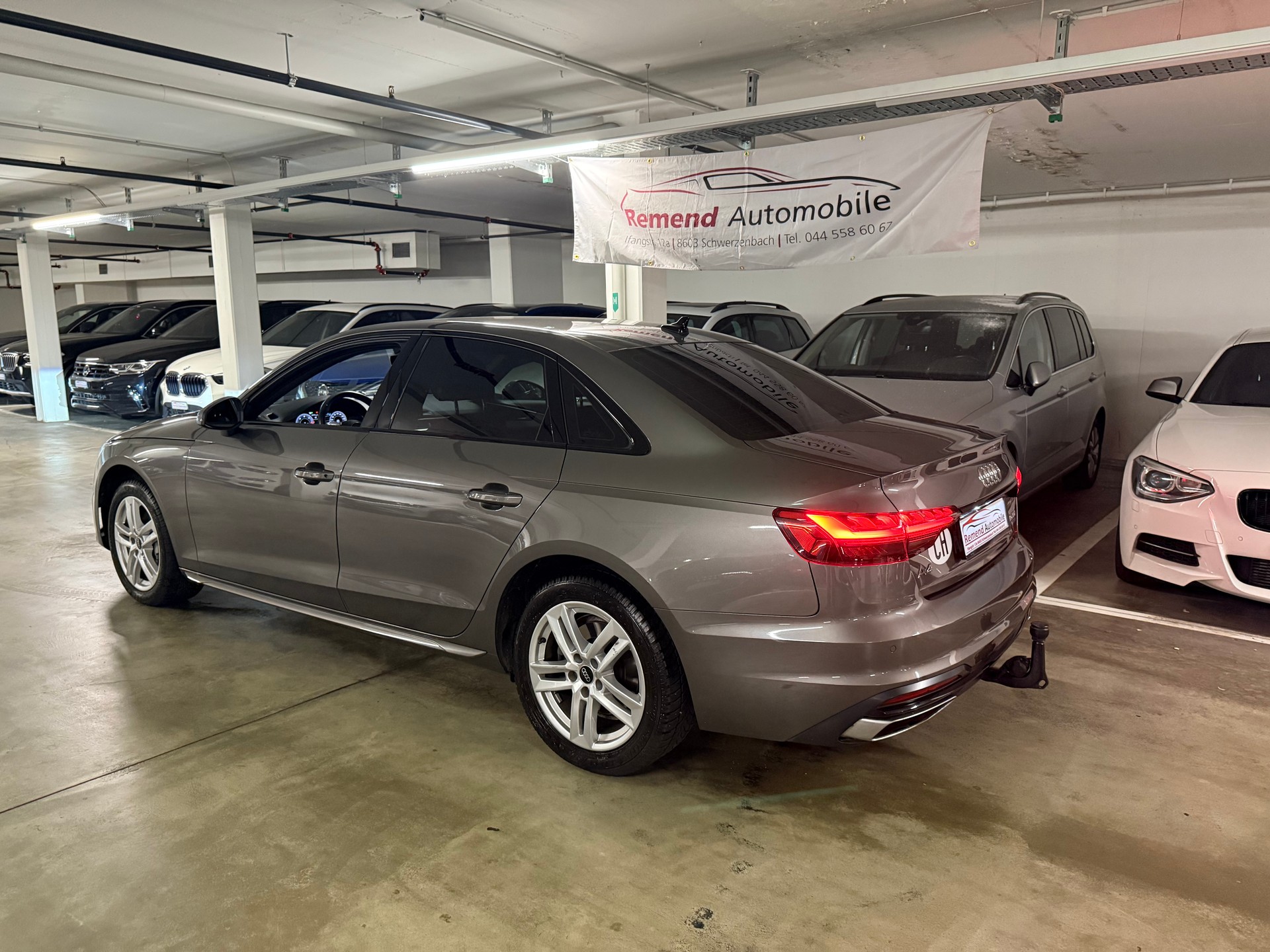 AUDI A4 Limousine 40 TDI advanced quattro S-tronic AHK, RF- Kamera-image-4