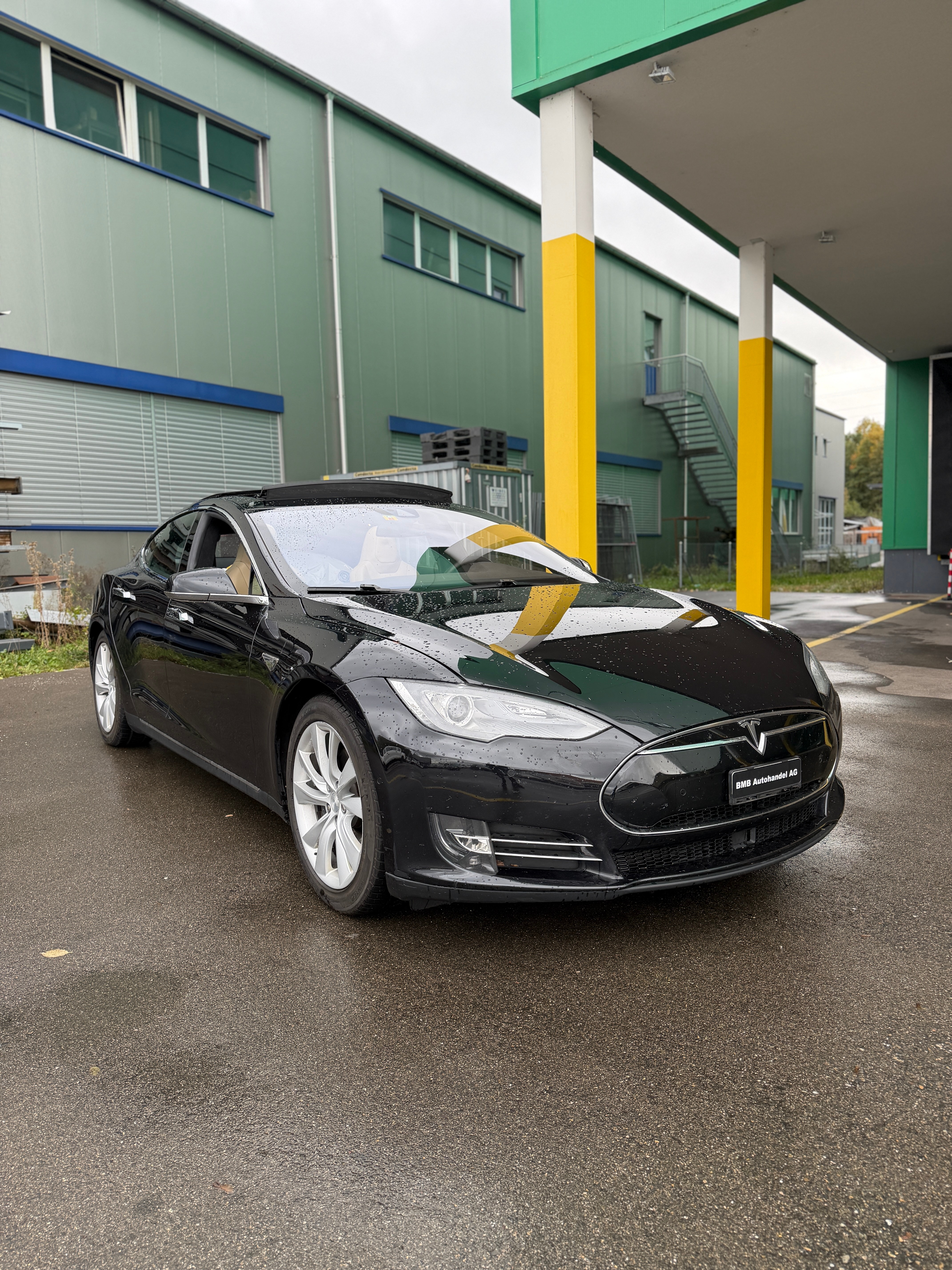 Car photo