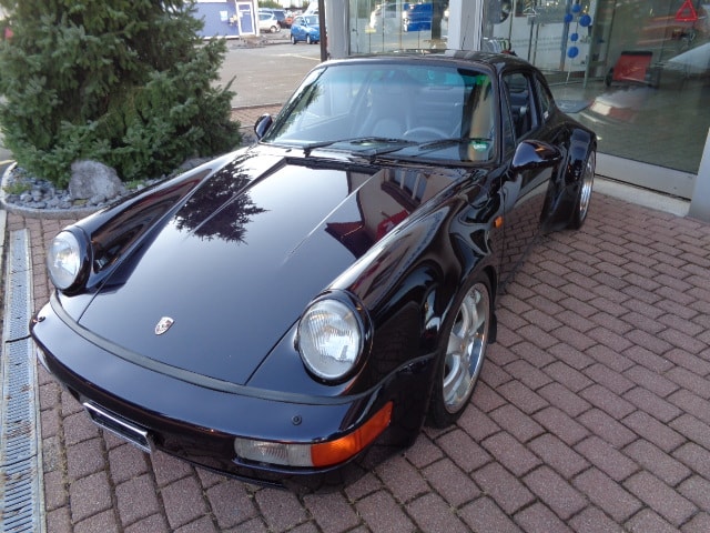 PORSCHE 911 Carrera 4 Jubilé-showroom-element-1