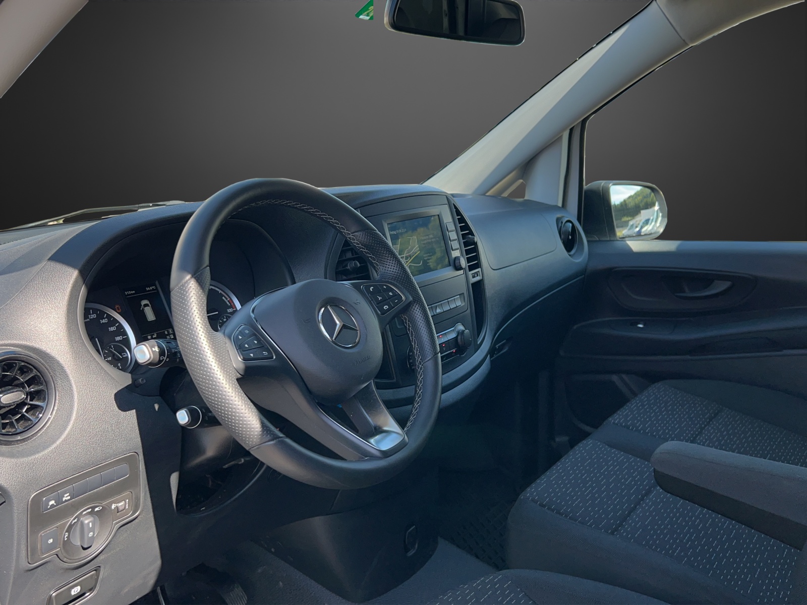 MERCEDES-BENZ eVito 112 Lang-image-6