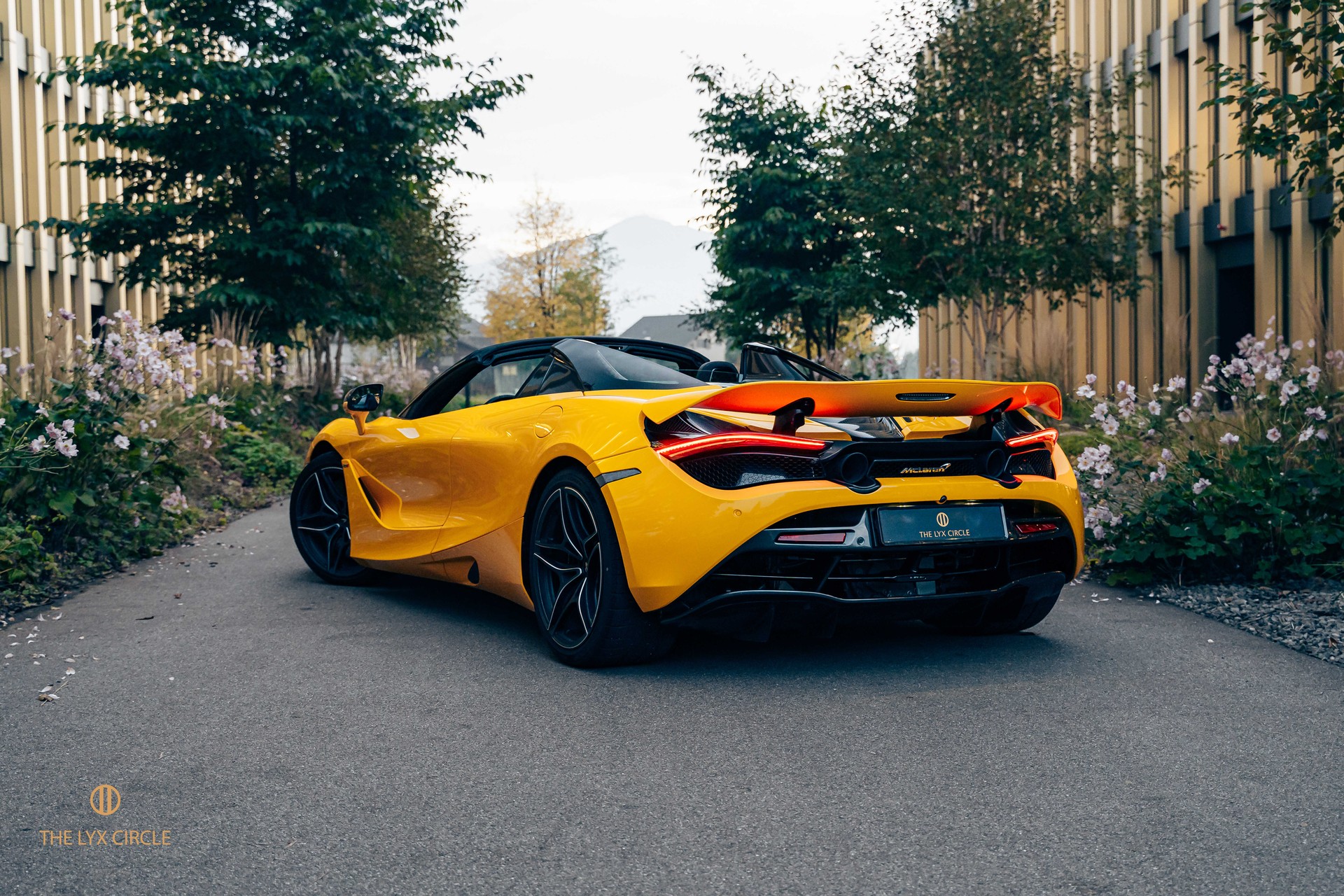 McLAREN 720S Spider 4.0 V8 SSG-image-13