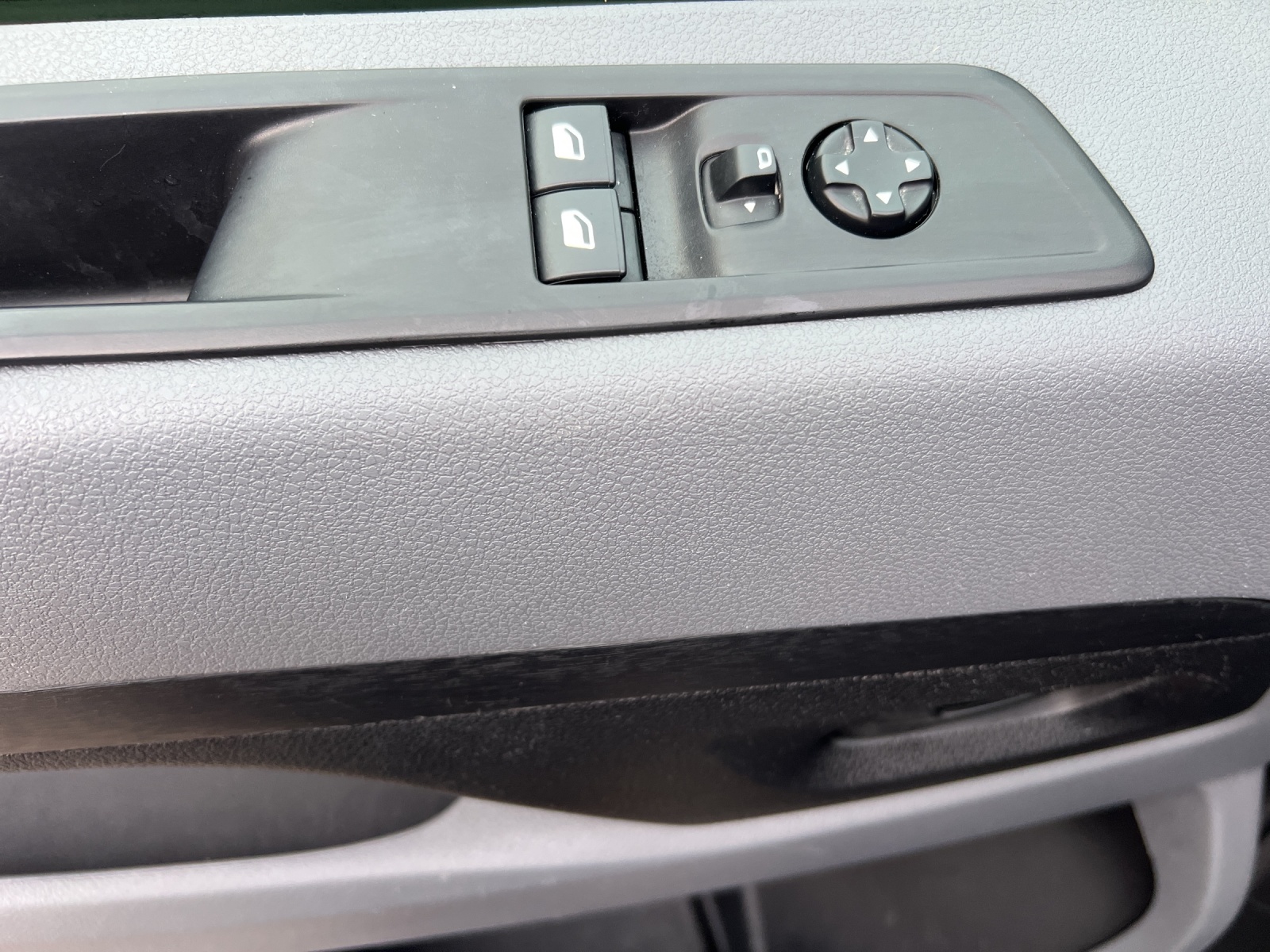 PEUGEOT Expert 2.0 BlueHDi 120 S&S Premium Standard EAT8-image-9