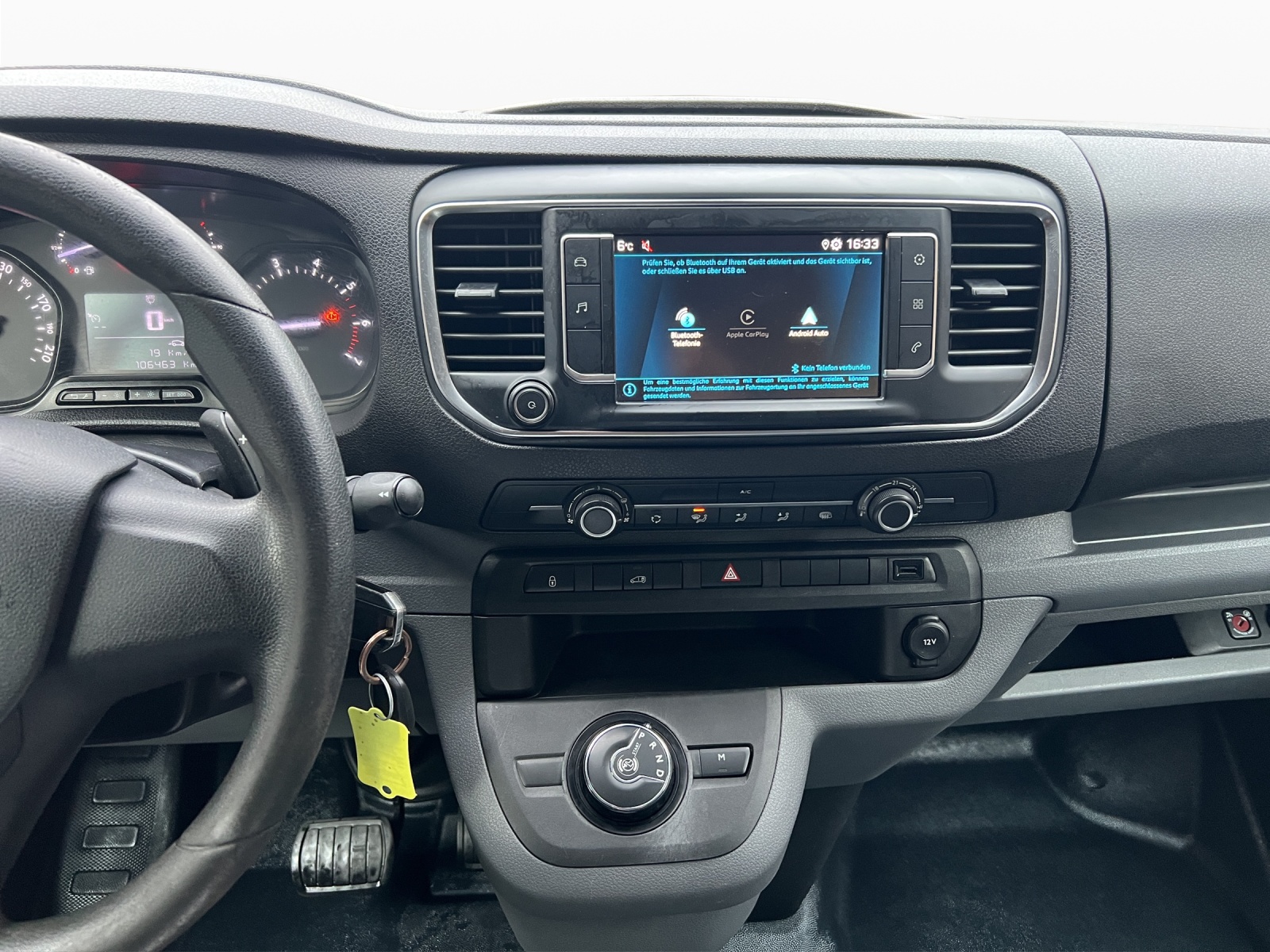 PEUGEOT Expert 2.0 BlueHDi 120 S&S Premium Standard EAT8-image-11