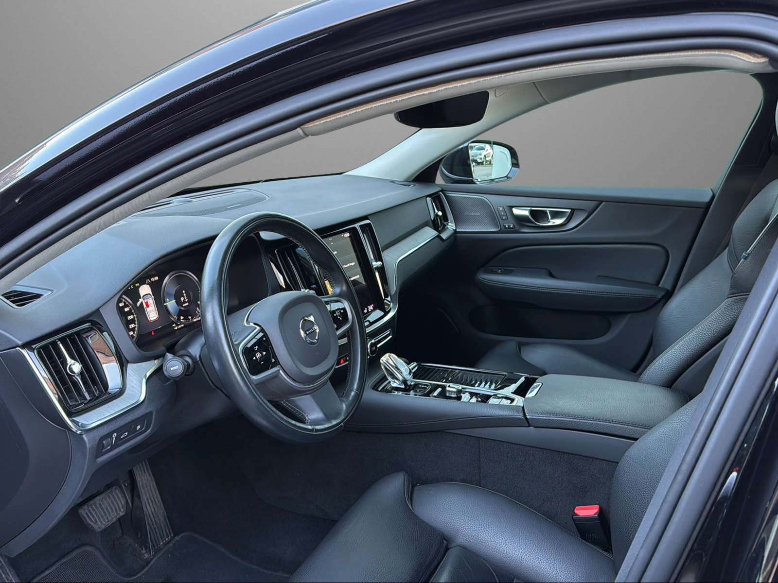 VOLVO V60 T6 eAWD Twin Engine Inscription Geartronic-image-6