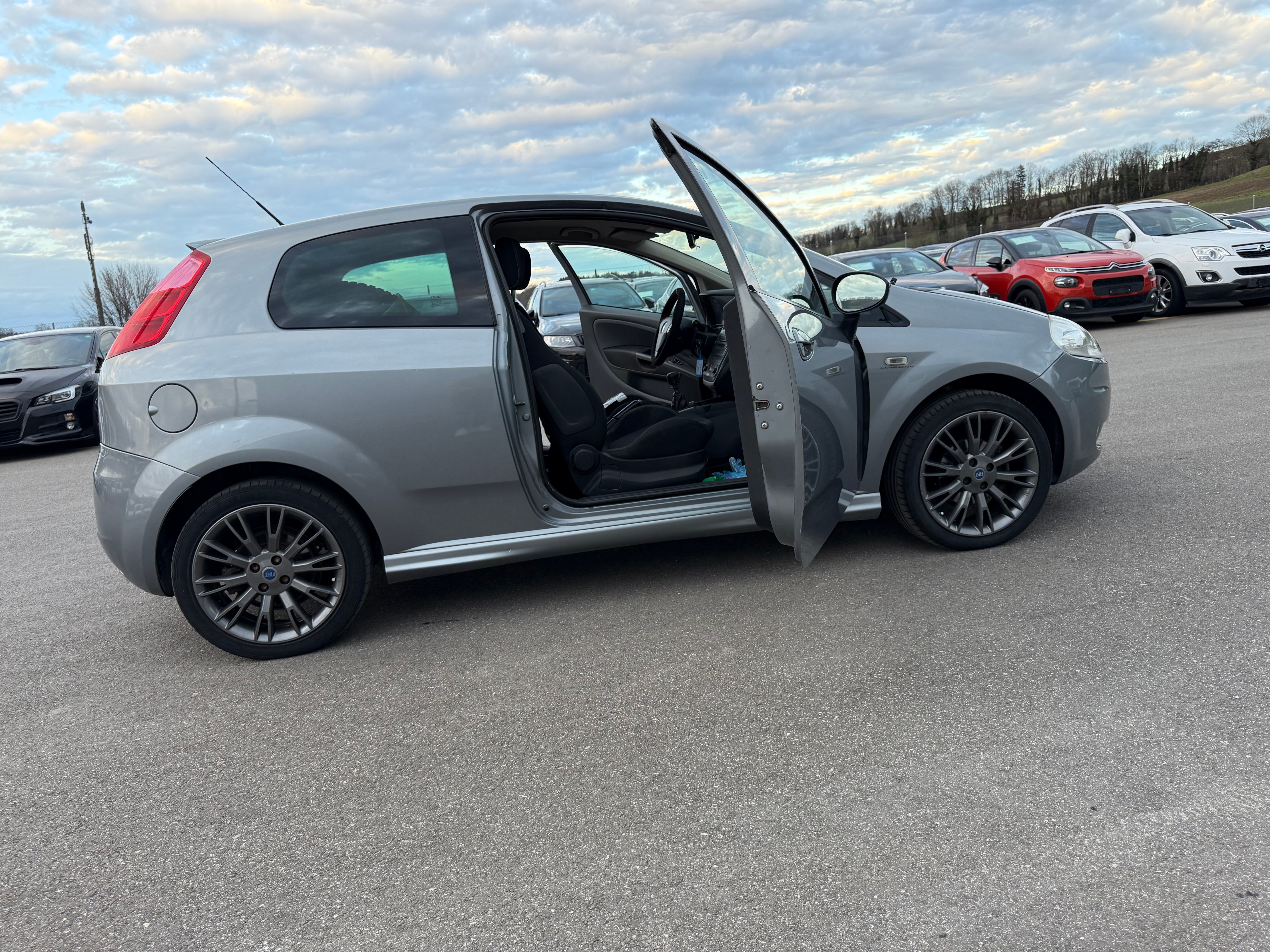 Car photo