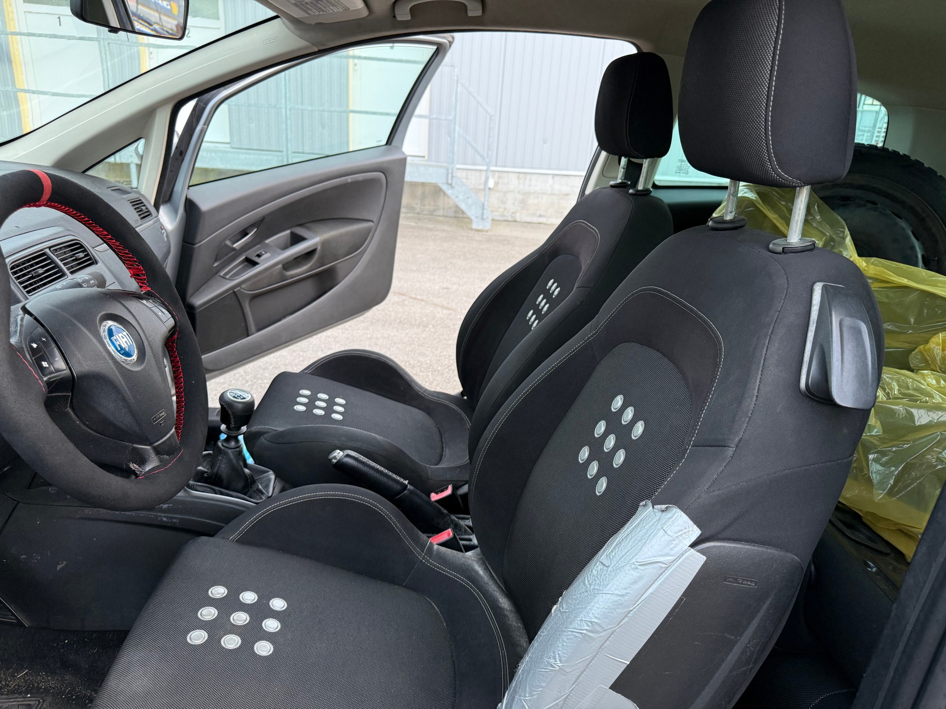 FIAT Punto 1.4 16V Dynamic-image-20