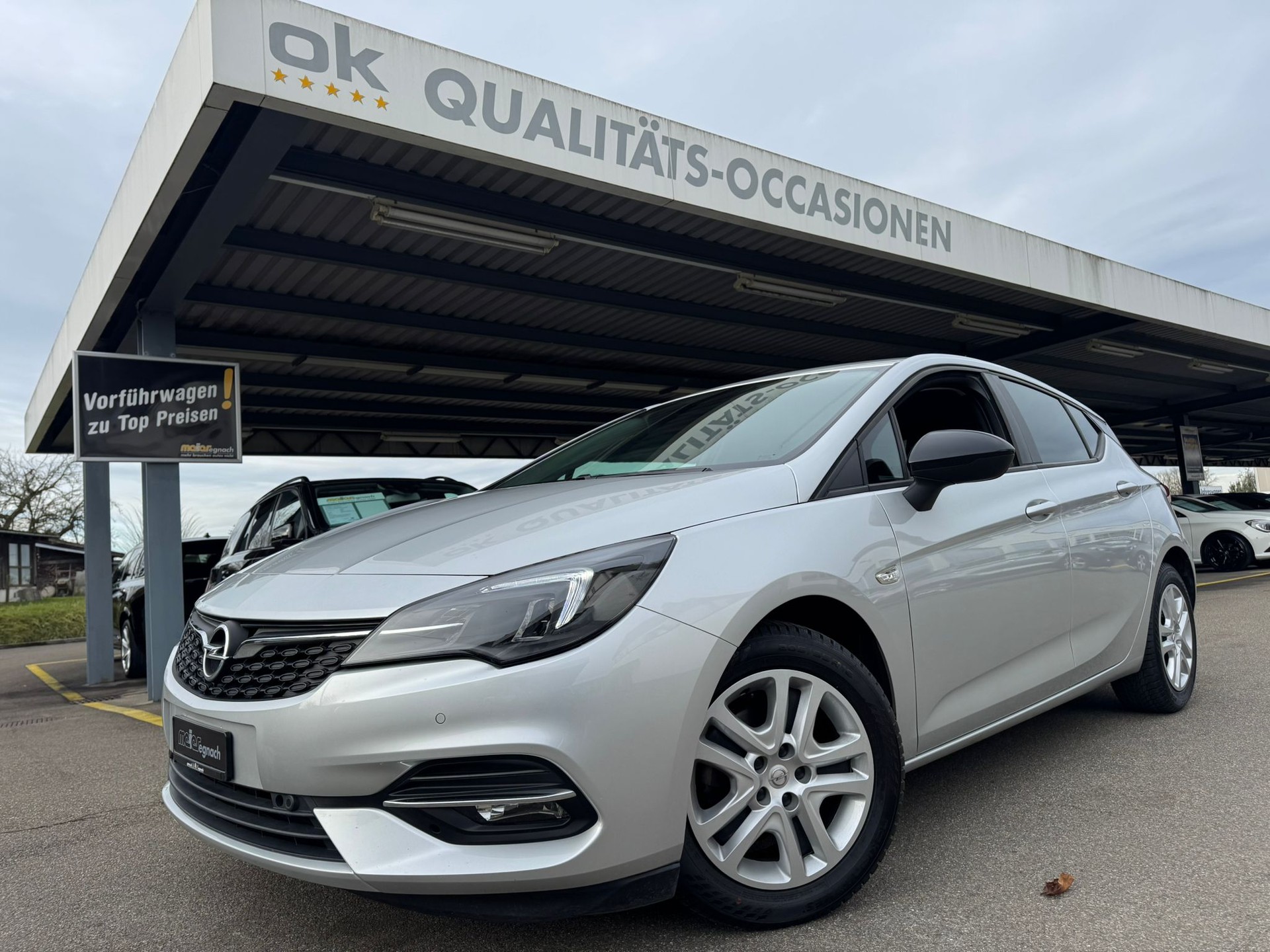 OPEL Astra 1.2i Turbo Edition-image-0