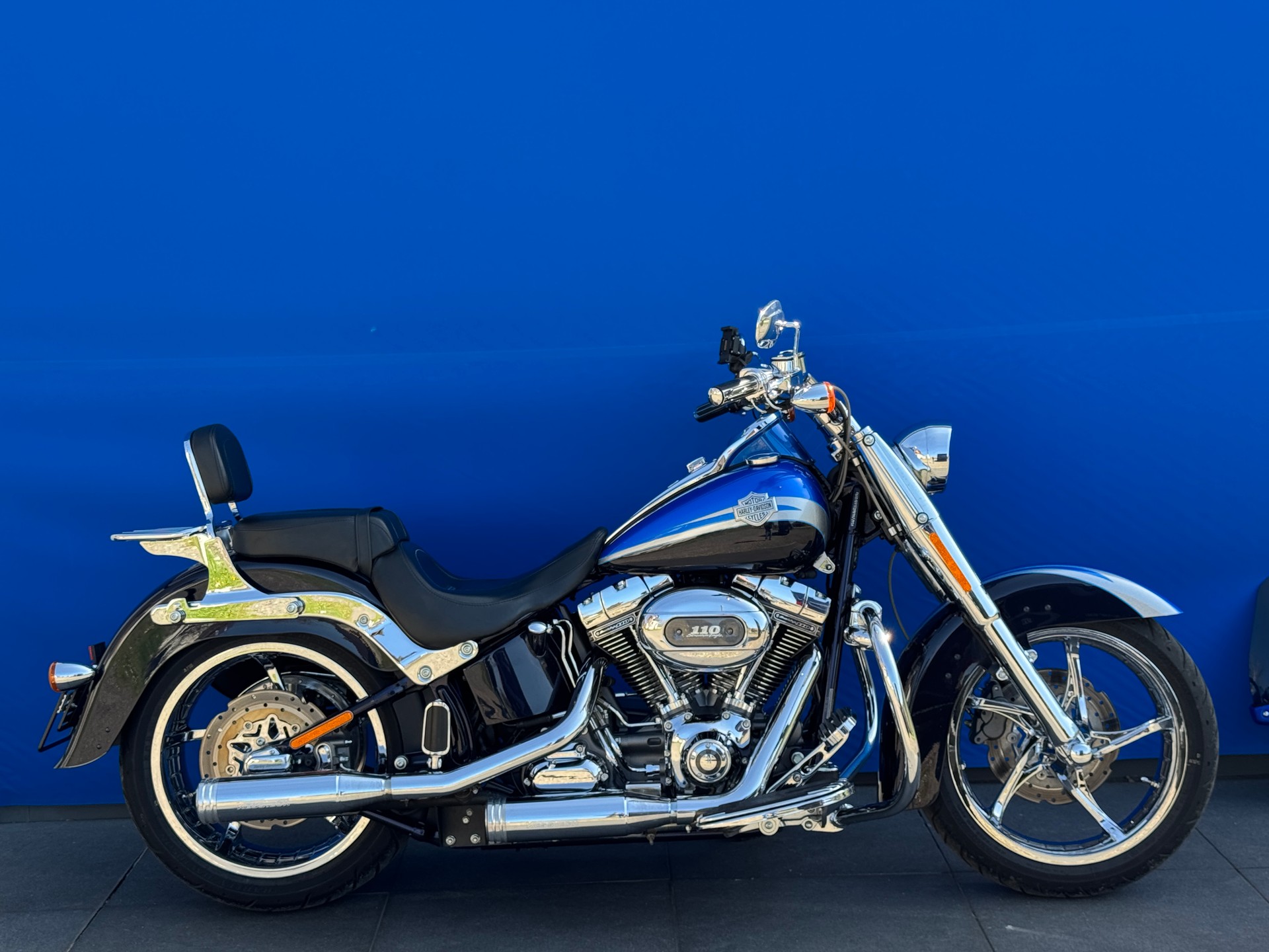 HARLEY-DAVIDSON FLSTSE Softail Convertible CVO-showroom-element-1