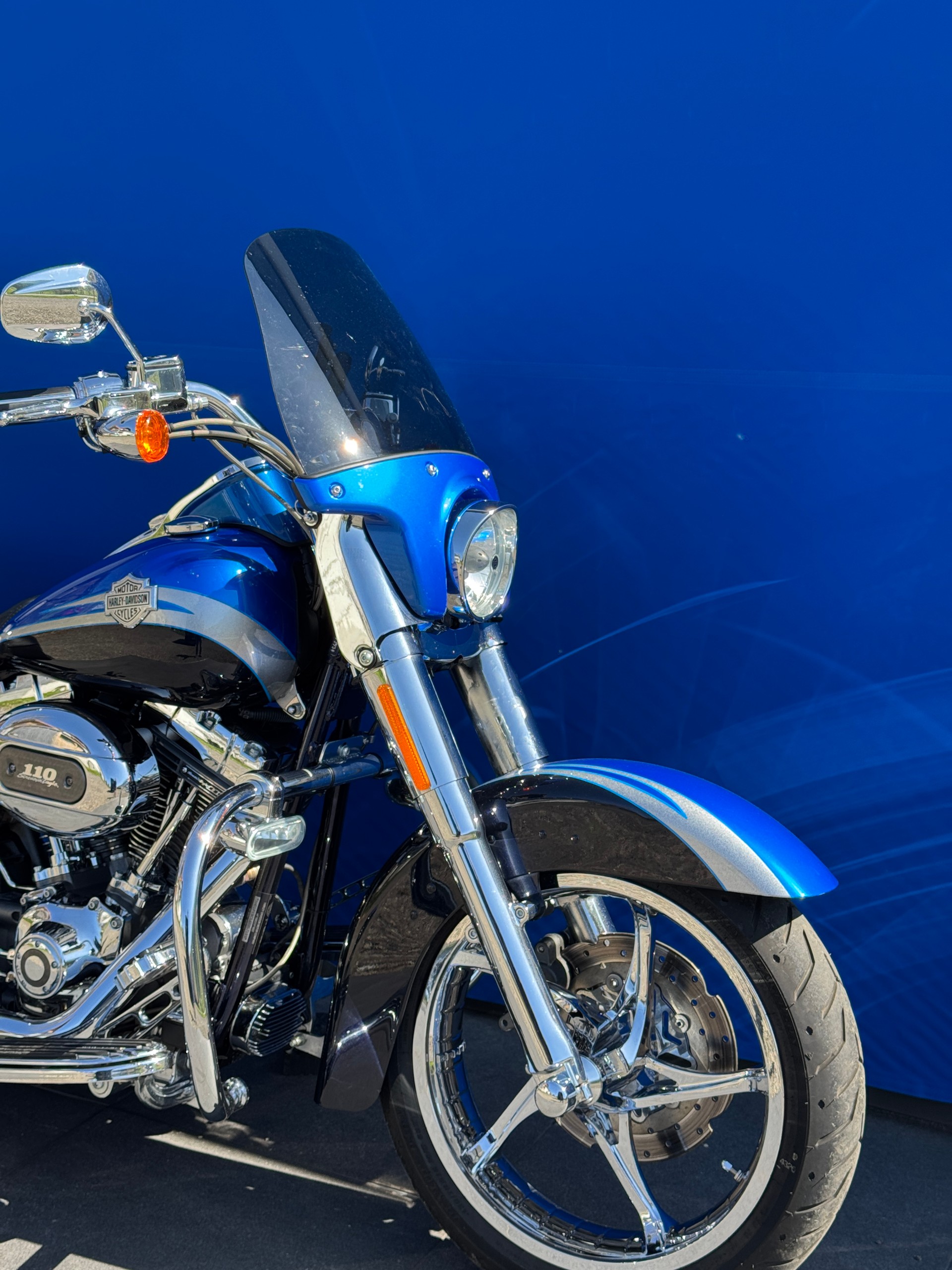 HARLEY-DAVIDSON FLSTSE Softail Convertible CVO-showroom-element-2