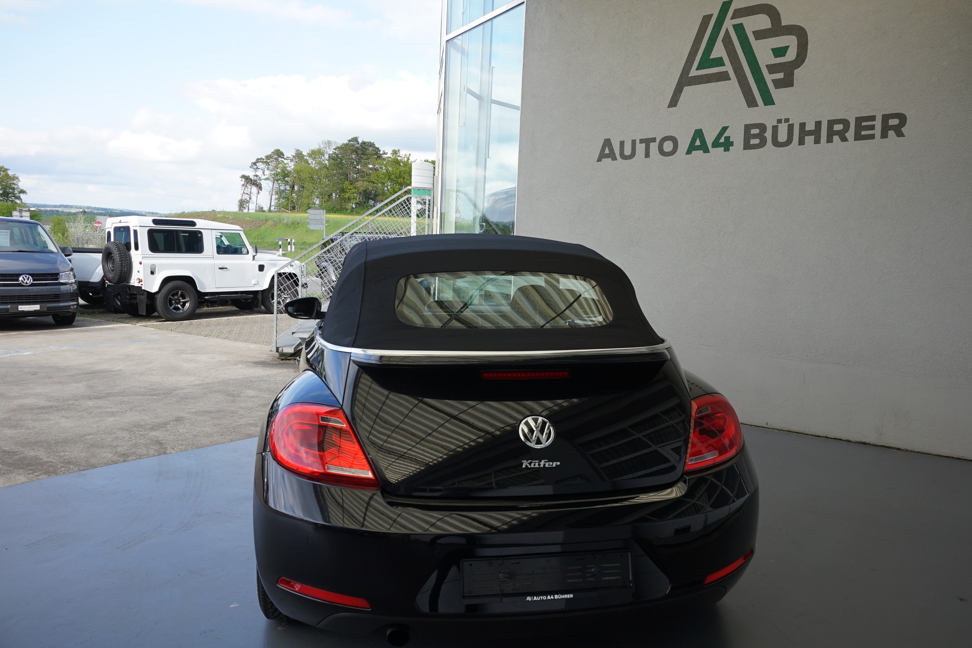 VW Beetle Cabriolet 1.2 TSI Design-image-9