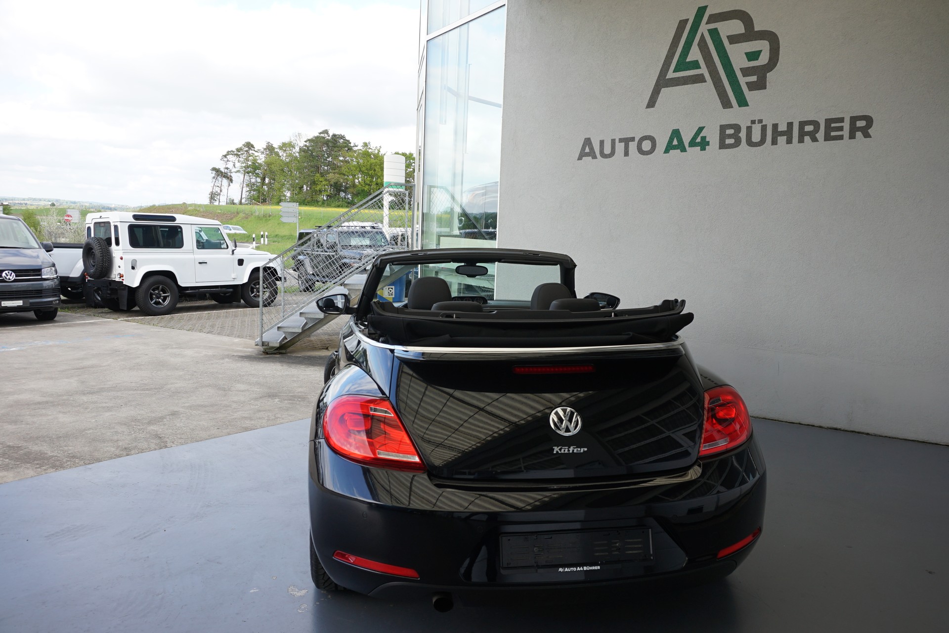 VW Beetle Cabriolet 1.2 TSI Design-image-10