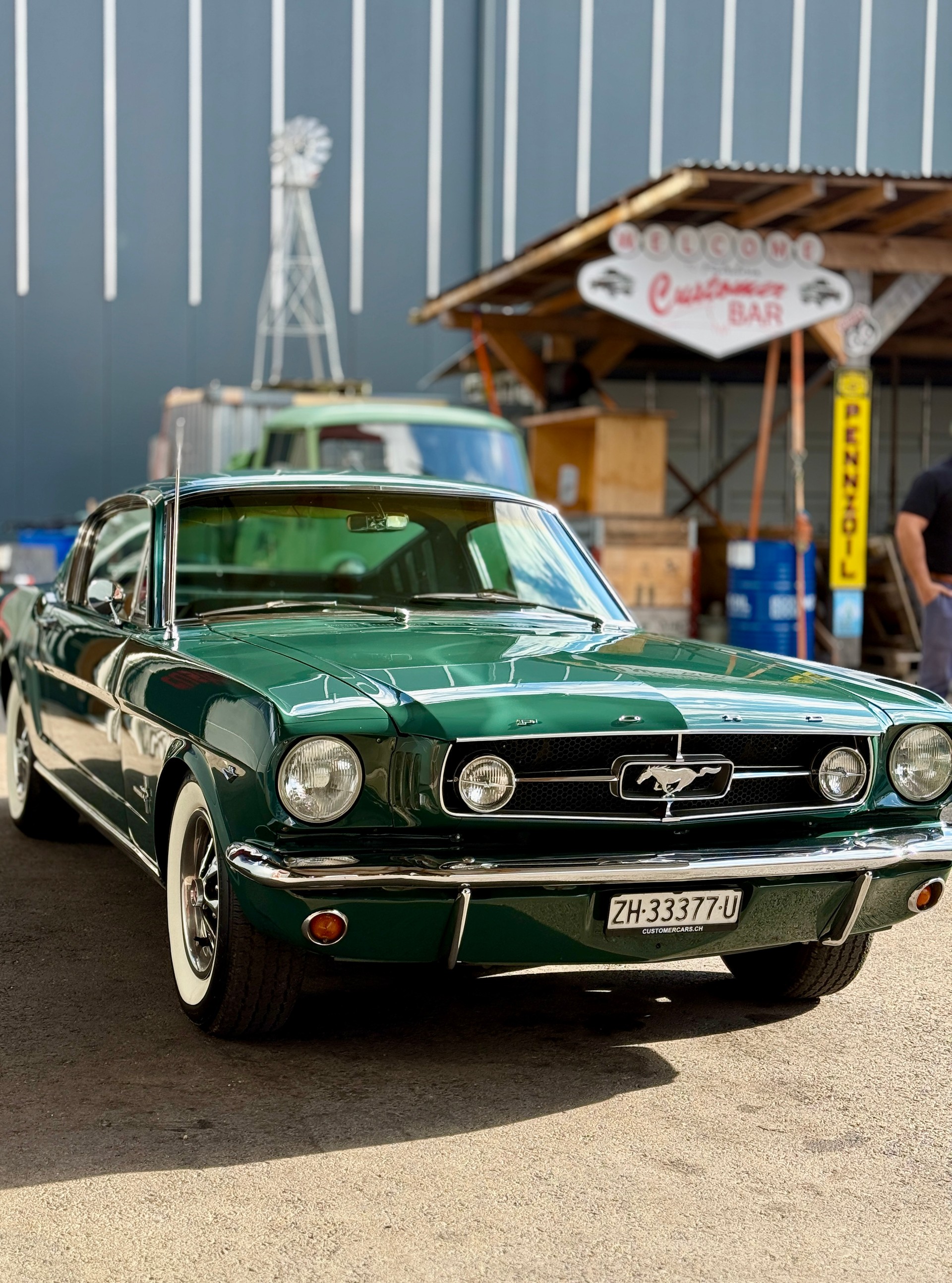 FORD Fastback-image-0