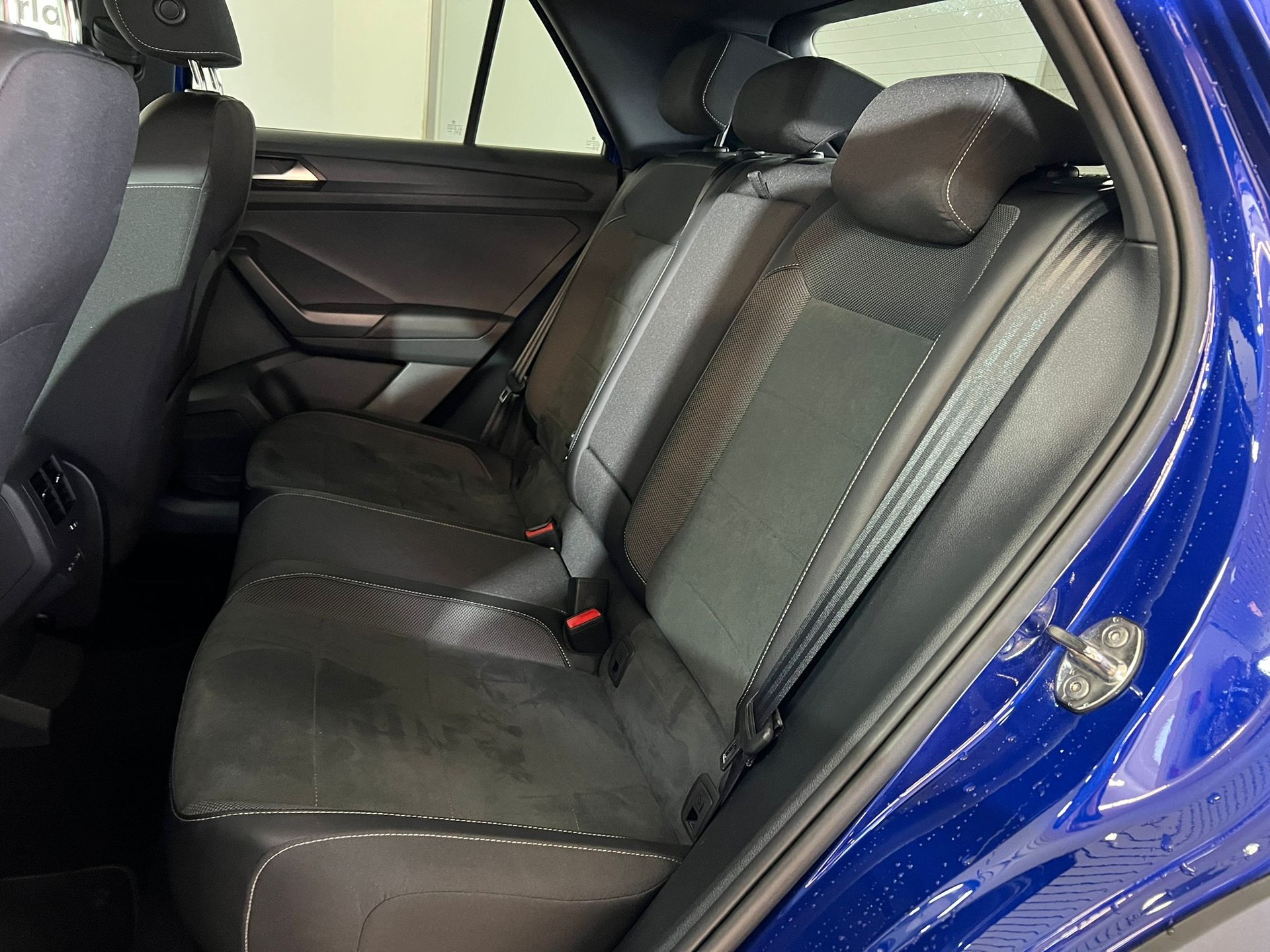 VW T-Roc 1.5 TSI EVO R-Line DSG-image-8