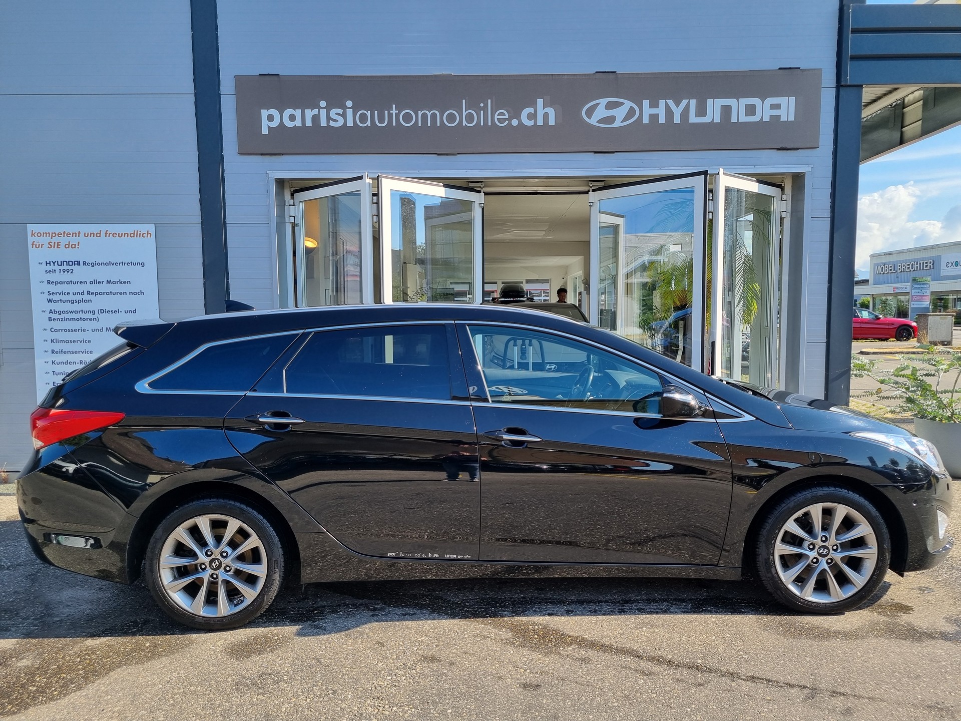 HYUNDAI i40 Wagon 1.7 CRDI Style Automatic-image-3